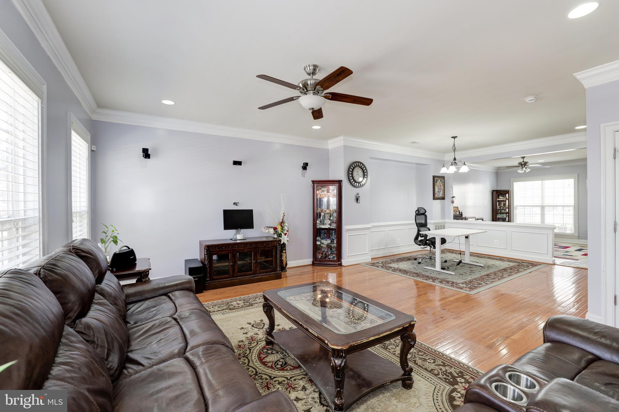 EAST GATE - Residential Lease