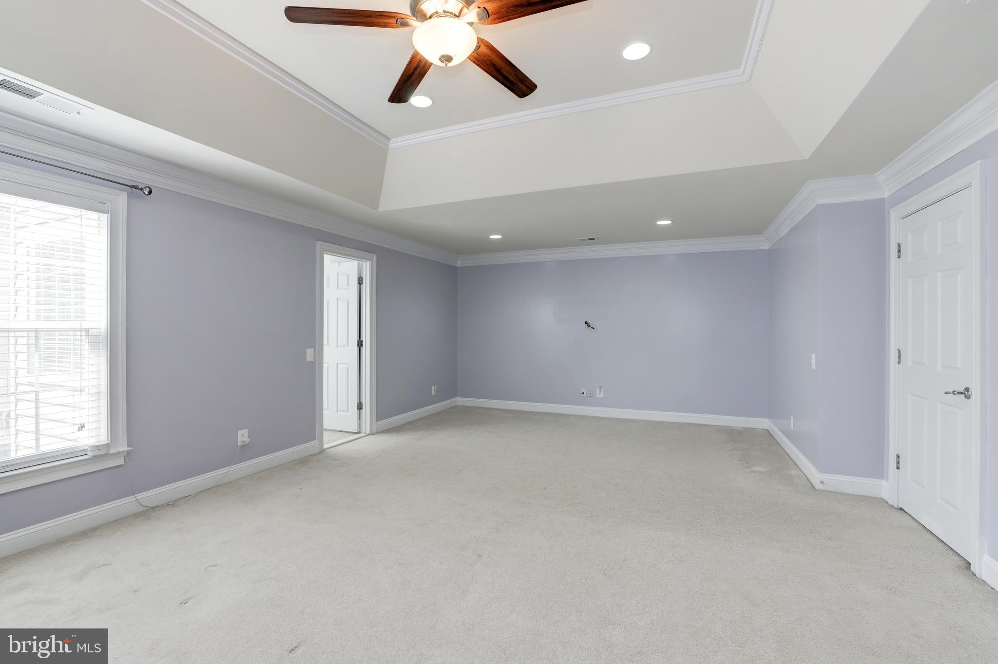 EAST GATE - Residential Lease