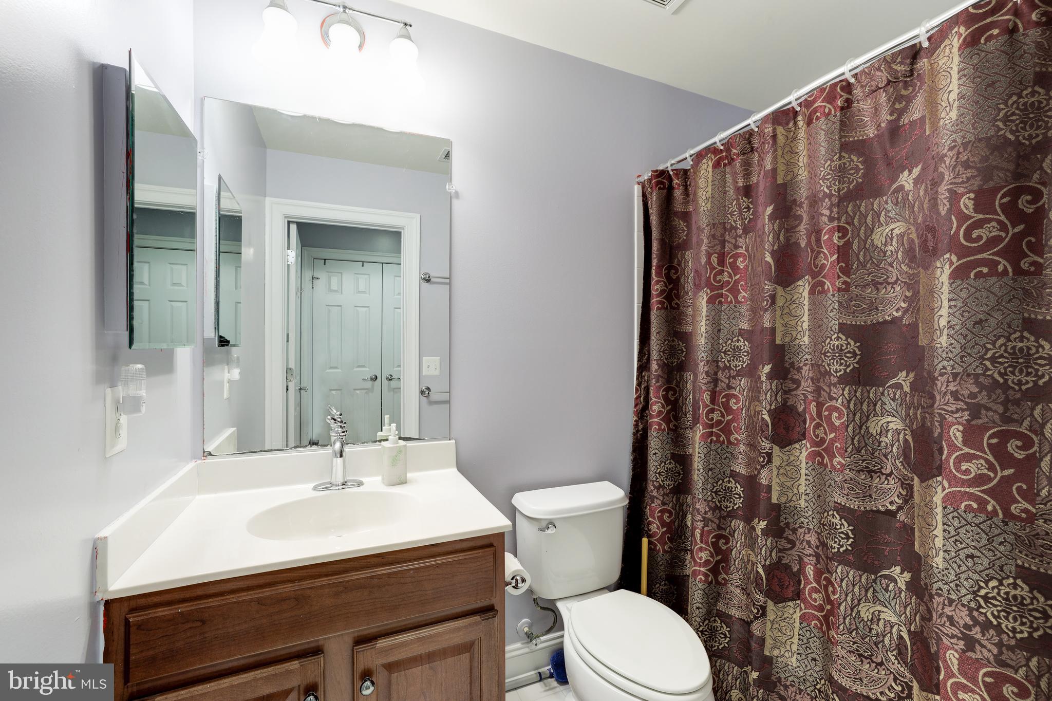 EAST GATE - Residential Lease