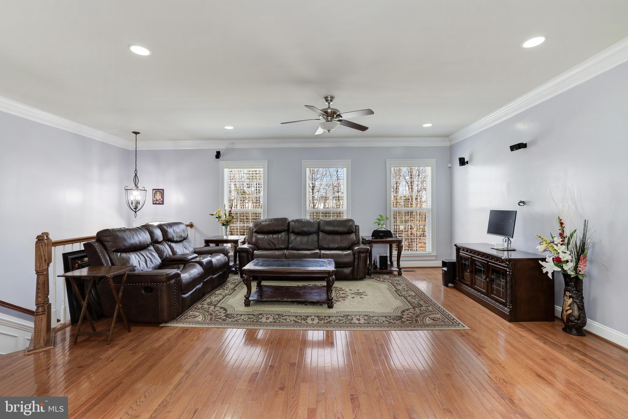 EAST GATE - Residential Lease