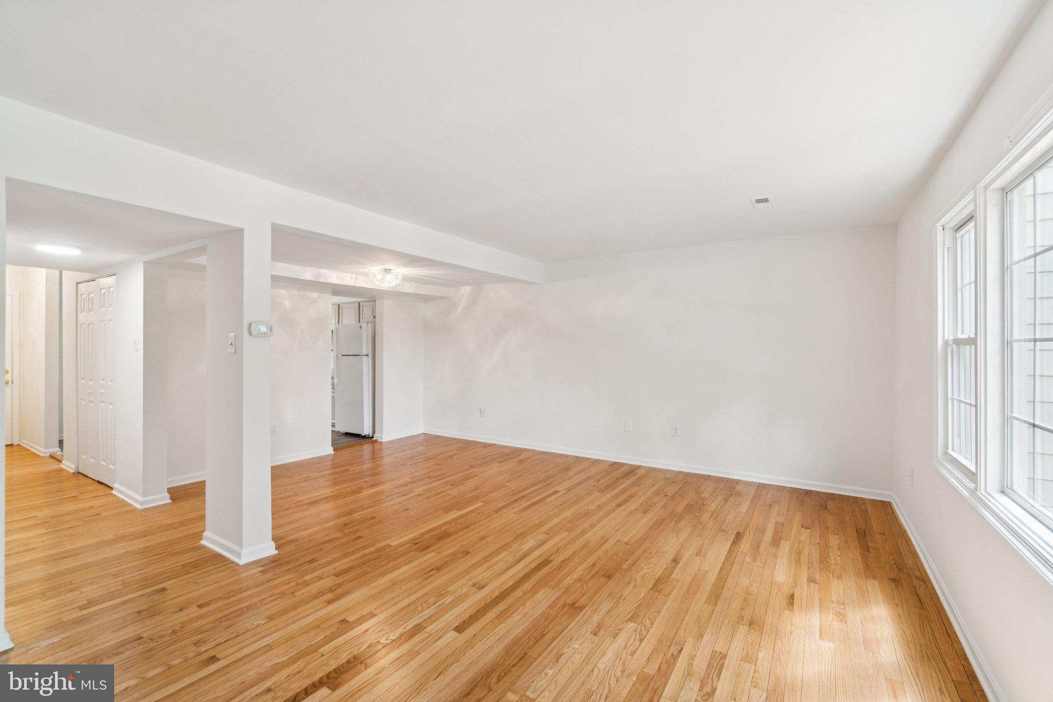 4906 VAN WALBEEK PLACE