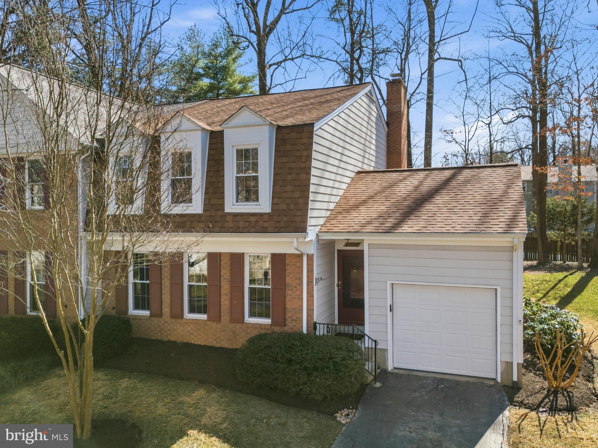 5907 WOOD SORRELS COURT