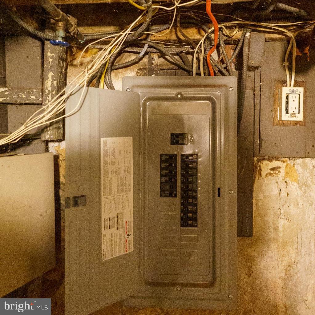 WEST PHILADELPHIA - Residential