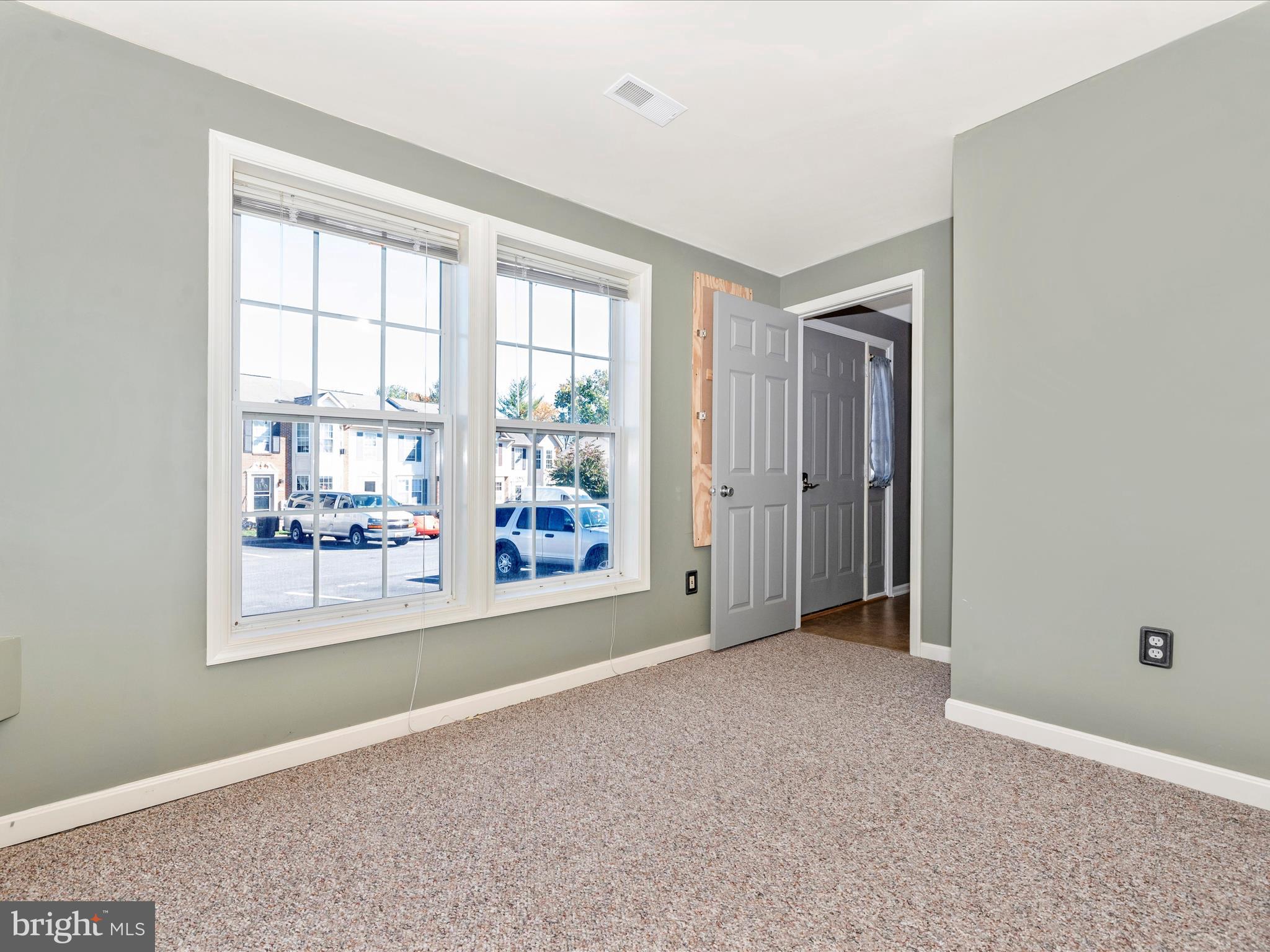 PARKVIEW MANOR - Residential