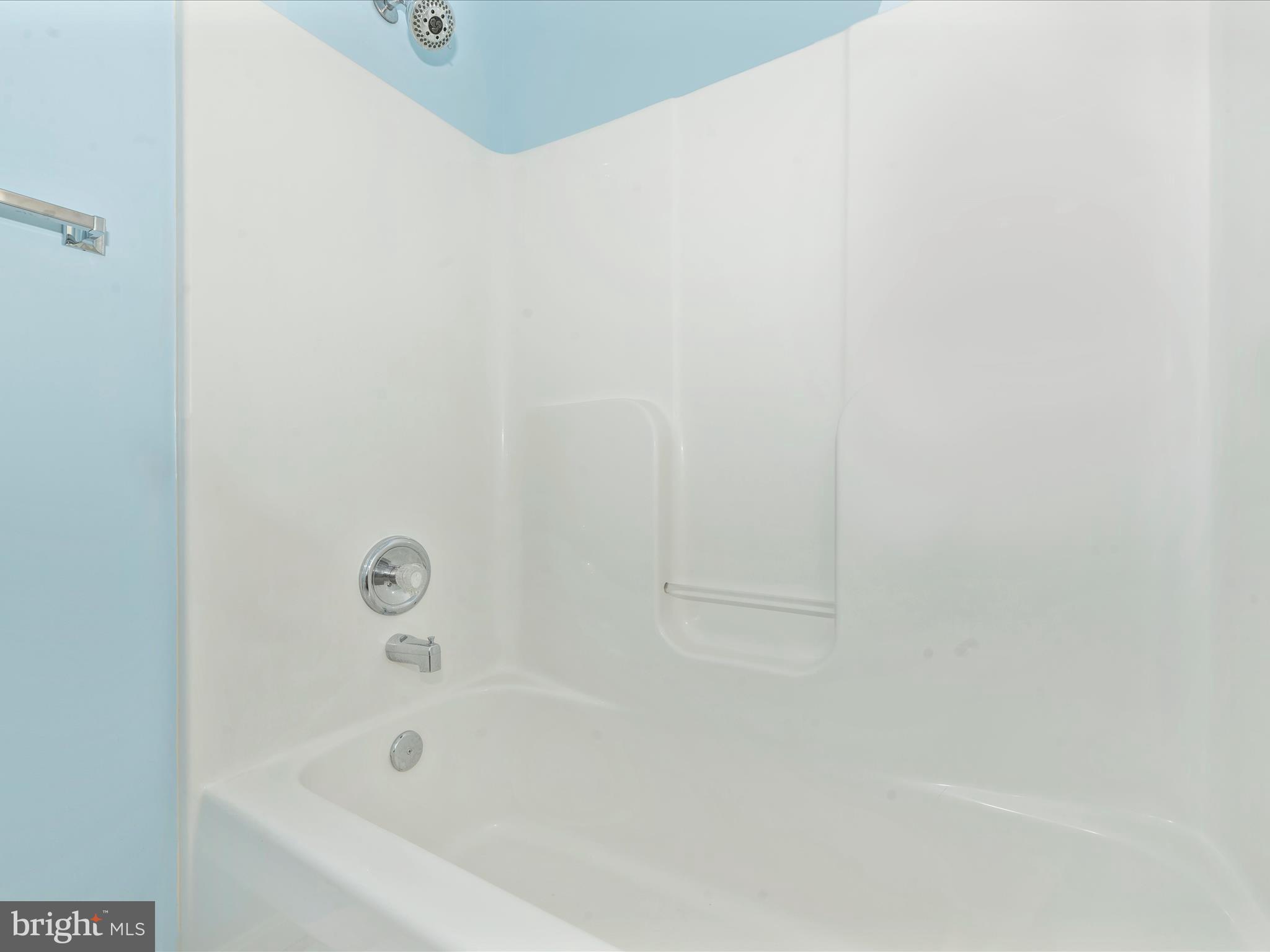 PARKVIEW MANOR - Residential