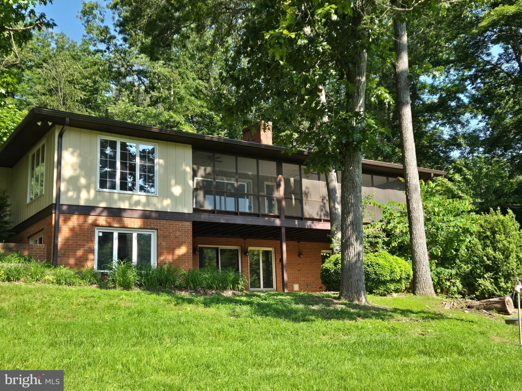 683 LAKE SAINT CLAIR DRIVE