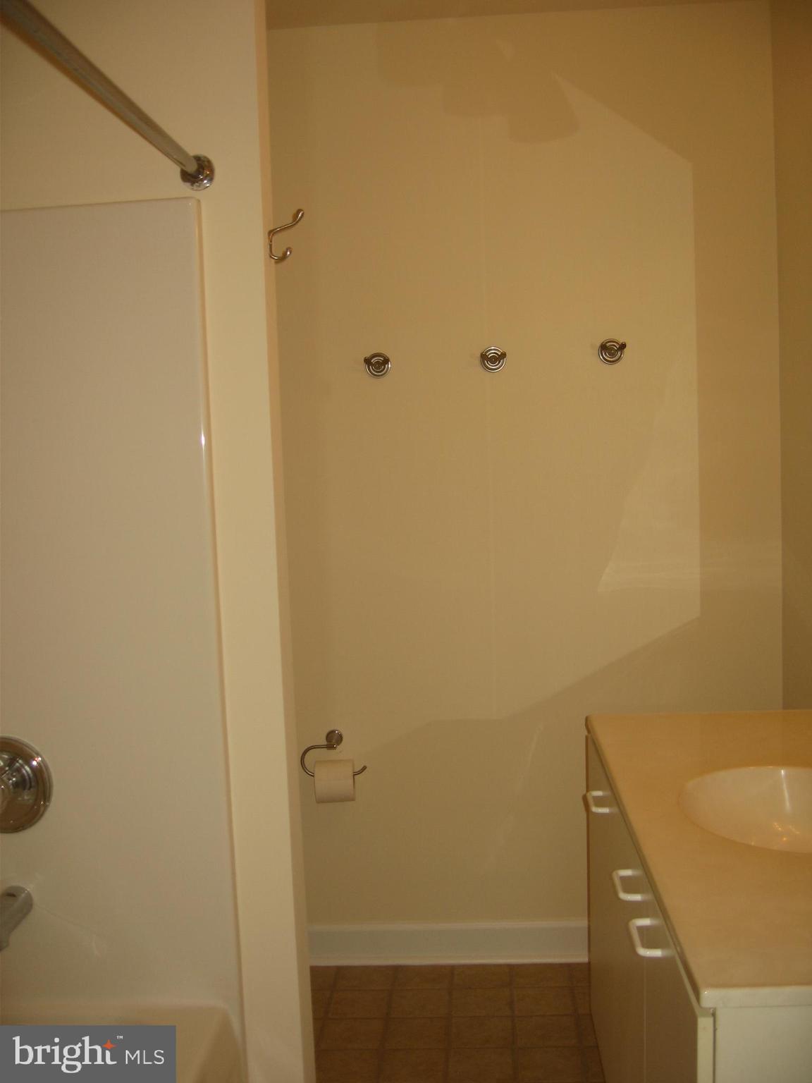 MADDEX FARM - Residential Lease