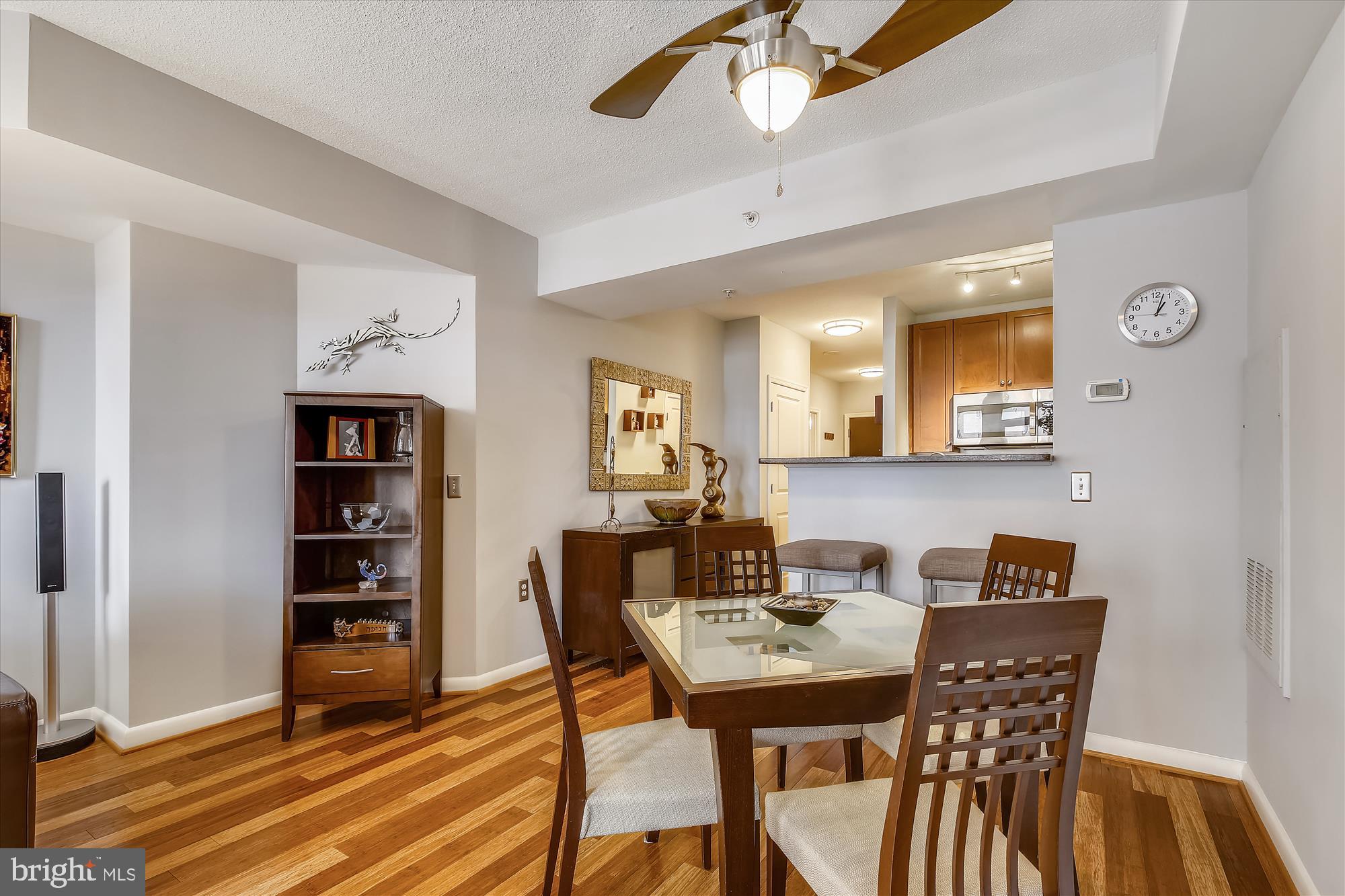 CONTINENTAL - Residential