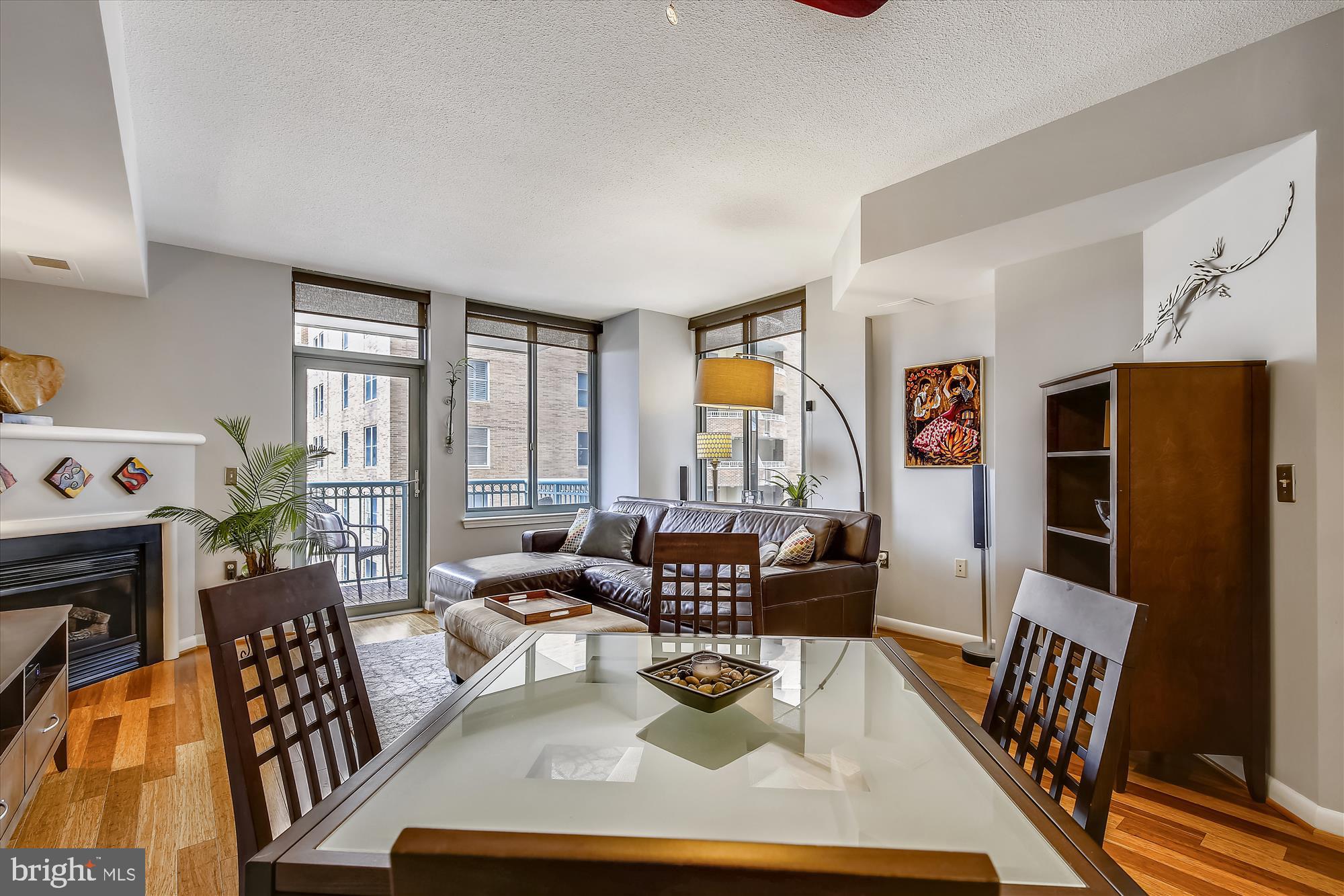 CONTINENTAL - Residential