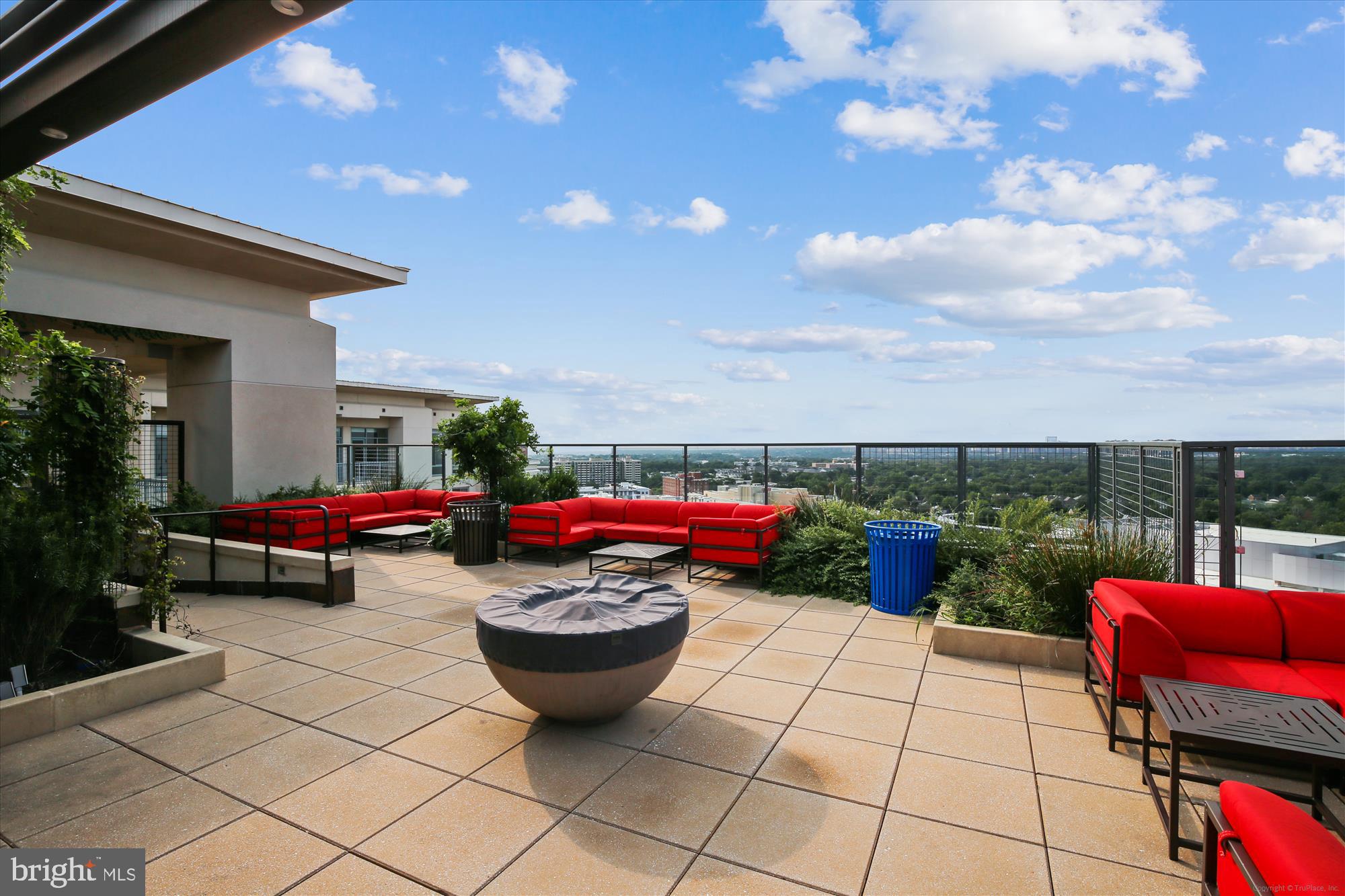 CONTINENTAL - Residential