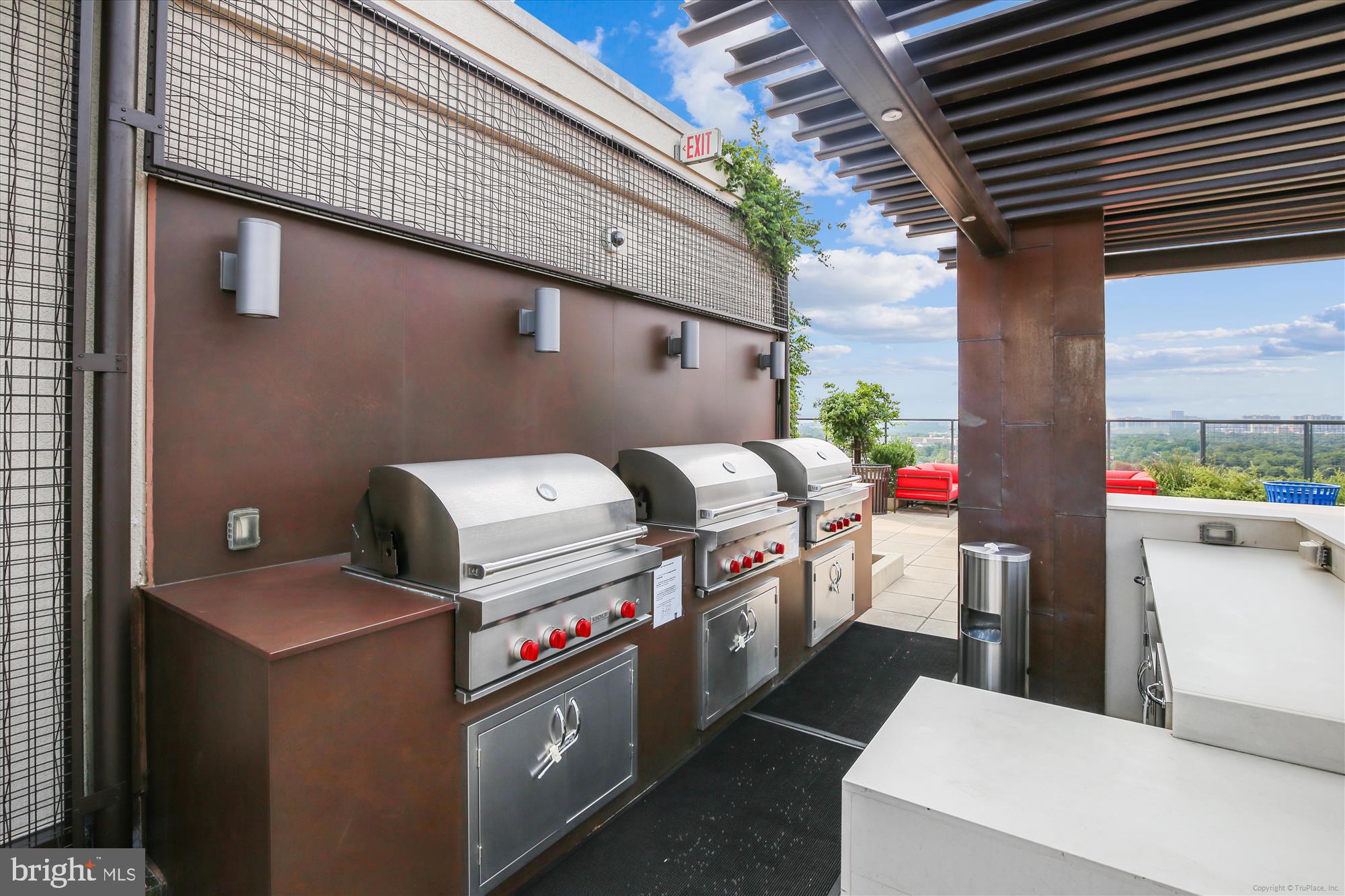 CONTINENTAL - Residential