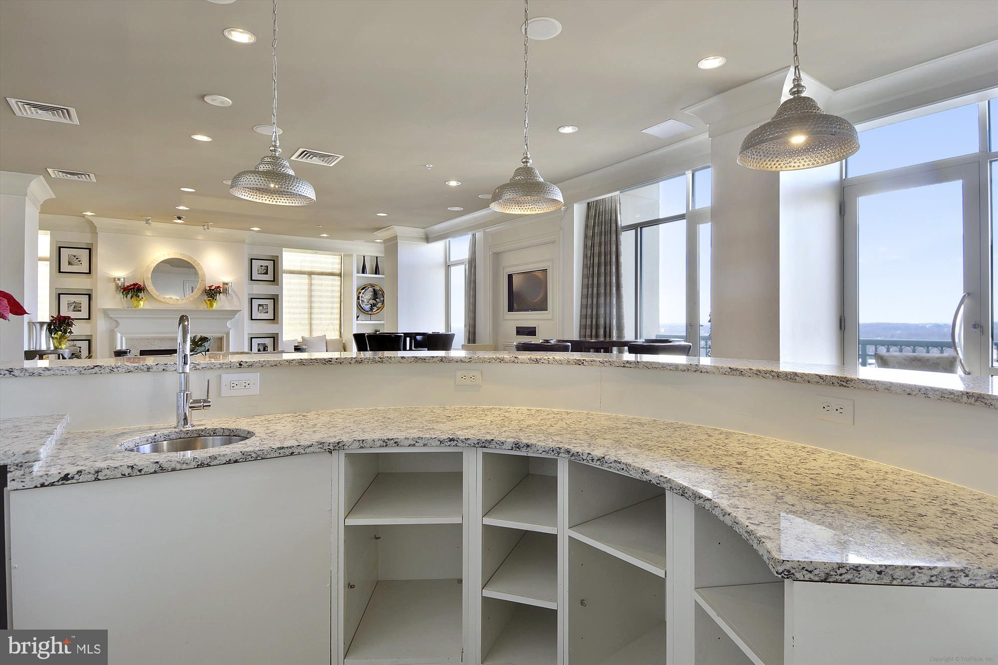 CONTINENTAL - Residential