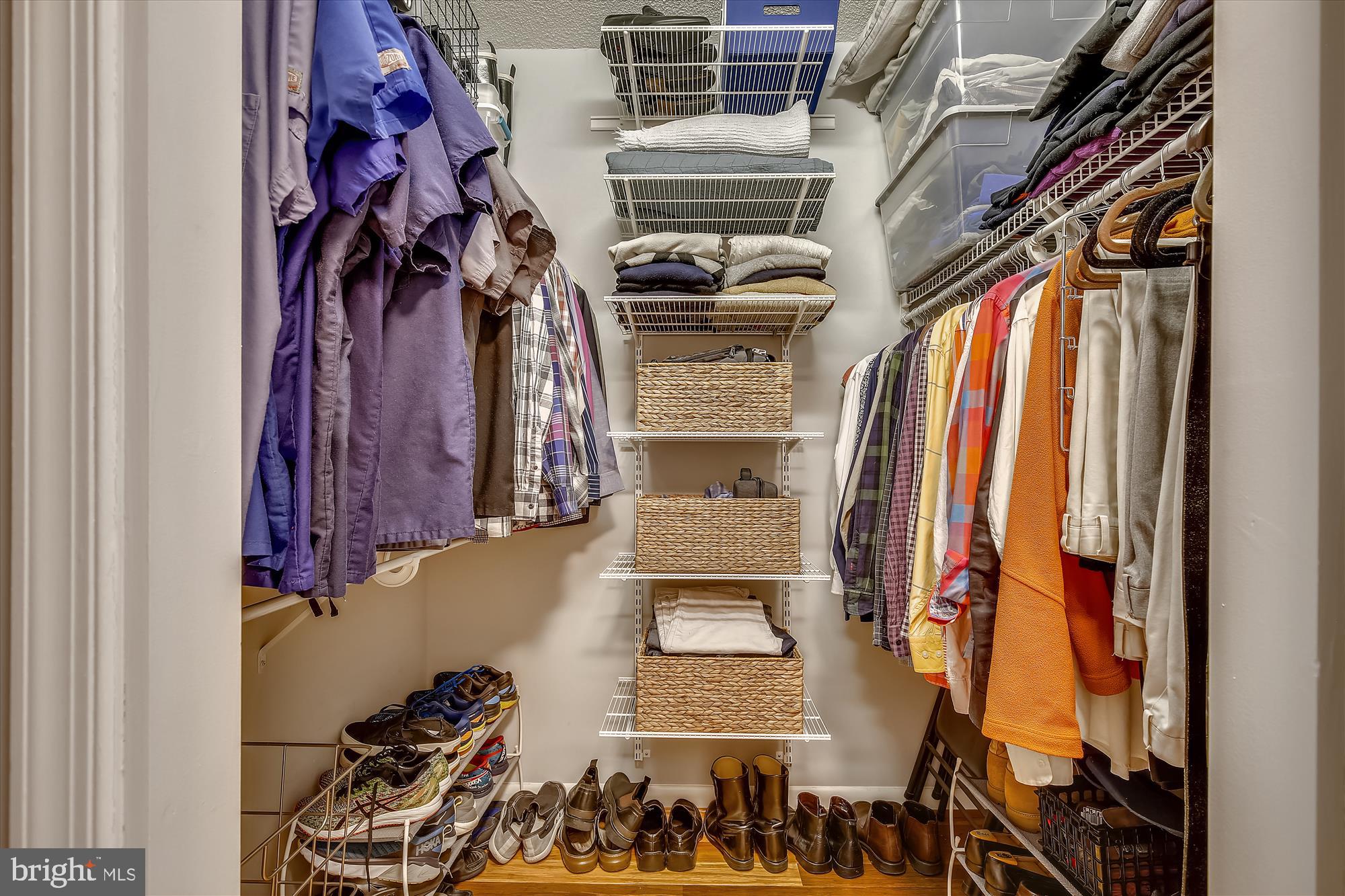 CONTINENTAL - Residential