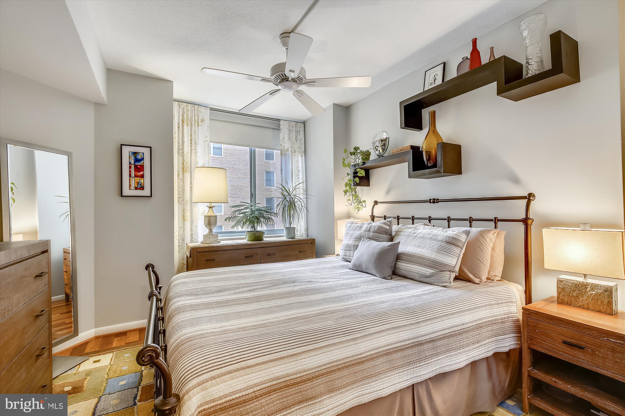 CONTINENTAL - Residential