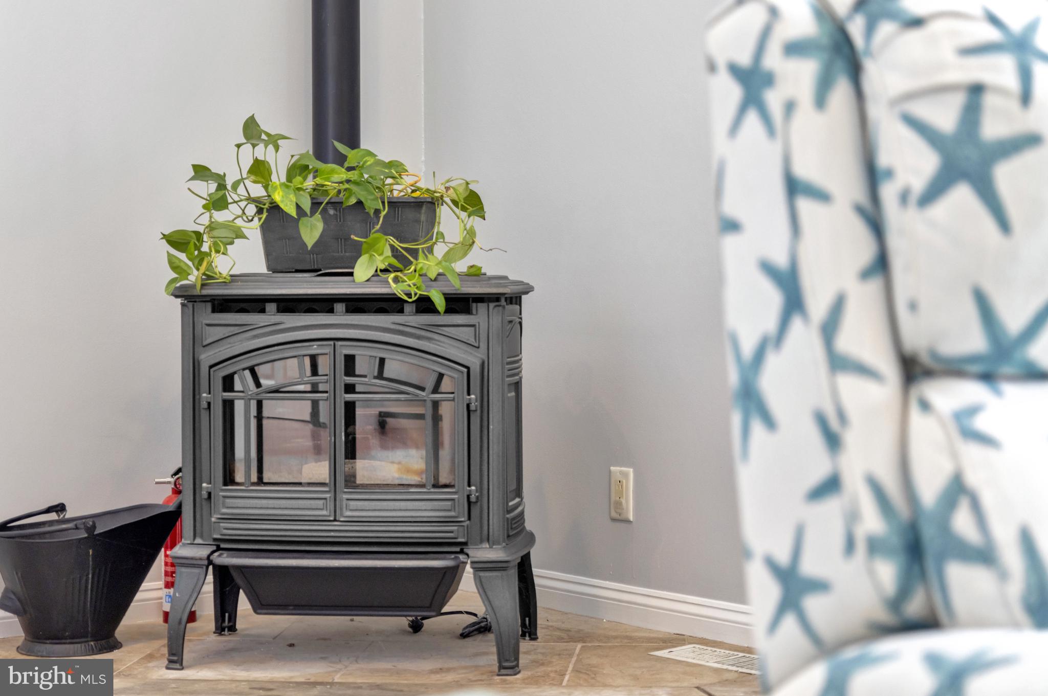 CRIPPLE CREEK (6) - Residential