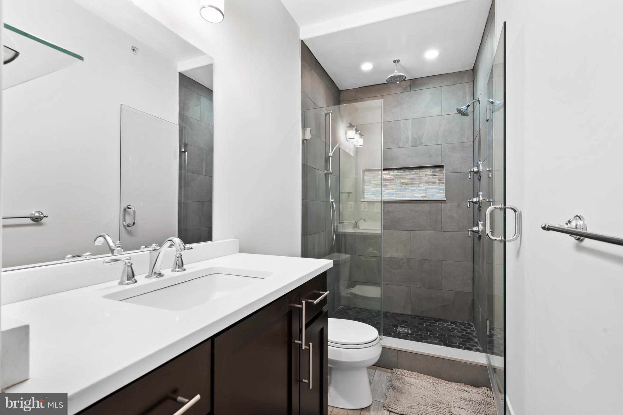 BELLA VISTA - Residential