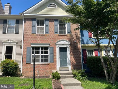 Photo of 12638 Monarch Court, WOODBRIDGE, VA 22192 (MLS # VAPW2124102)