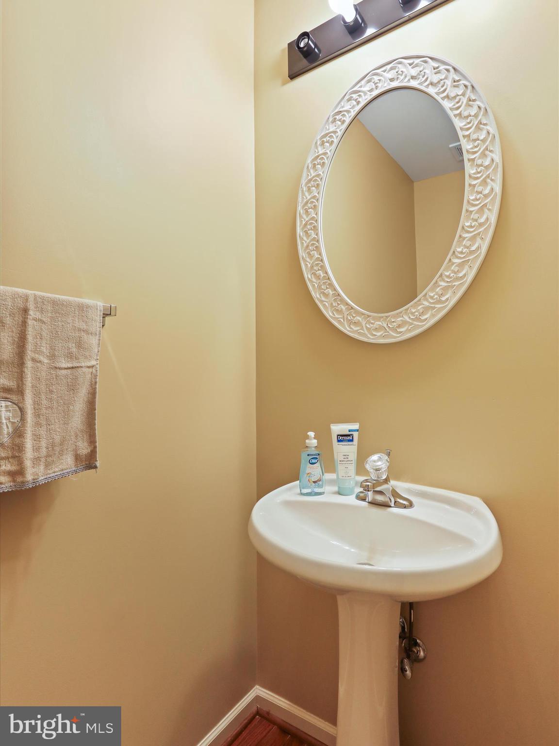 LAUREL RIDGE - Residential