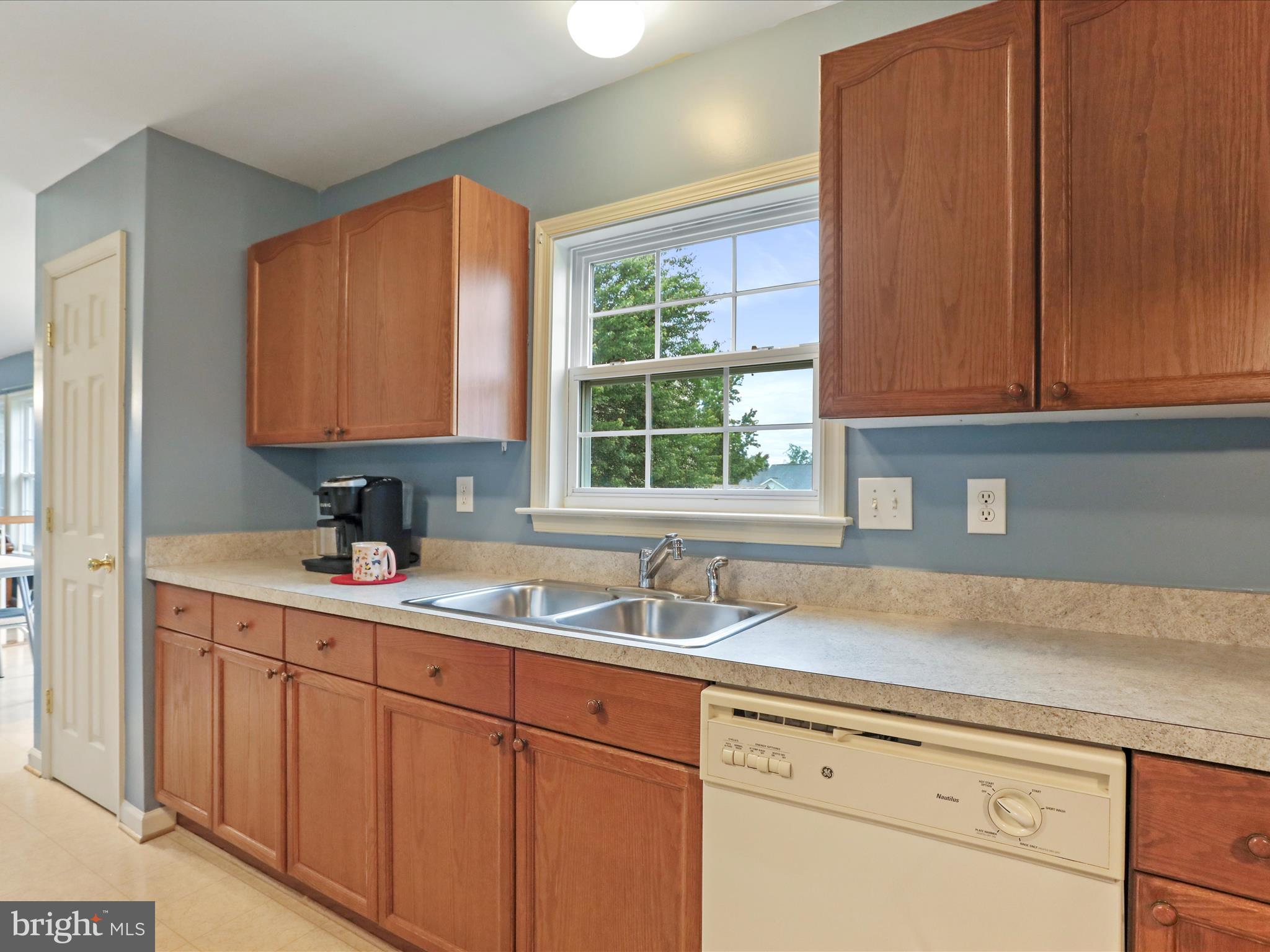 LAUREL RIDGE - Residential