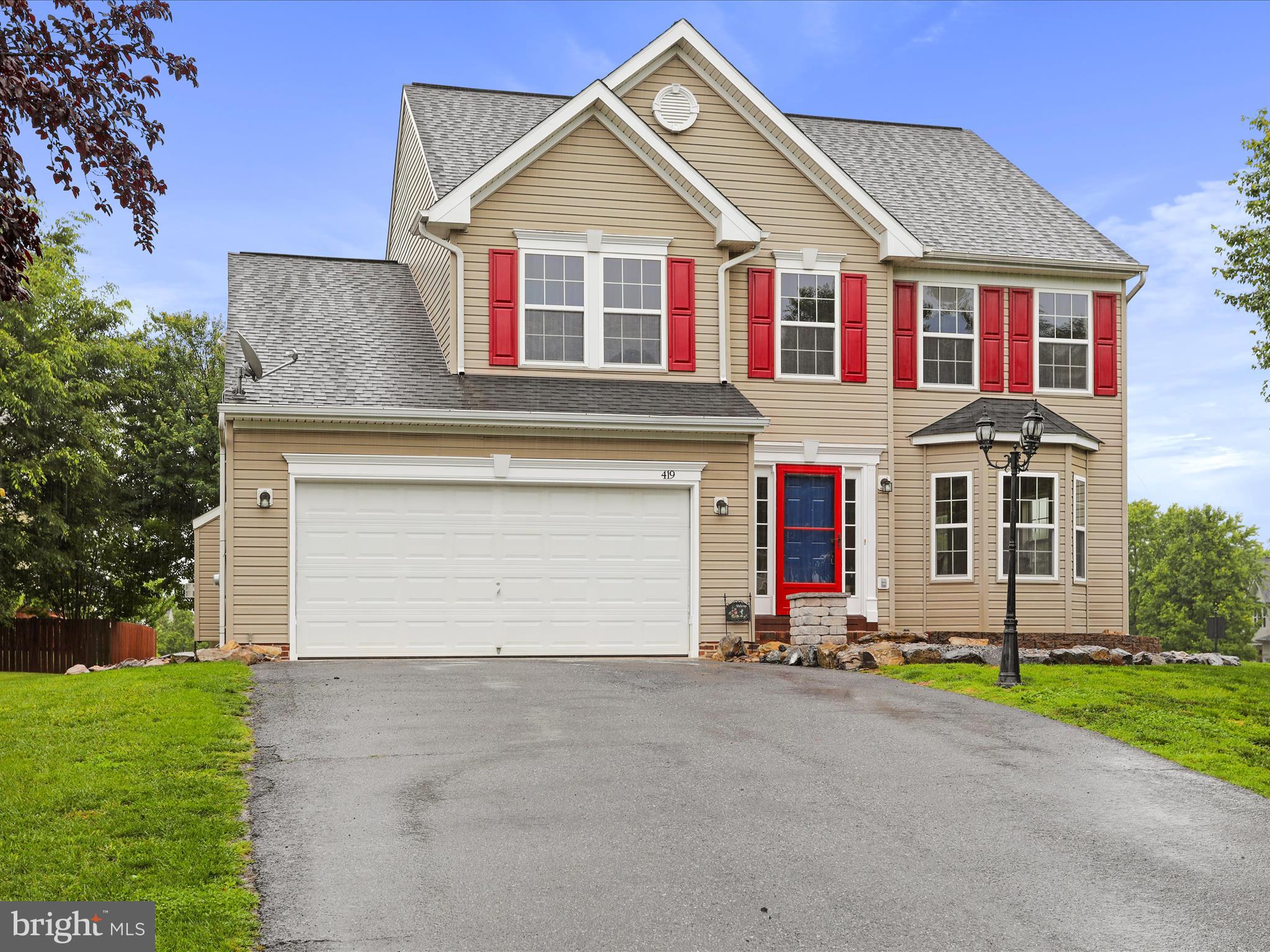 LAUREL RIDGE - Residential