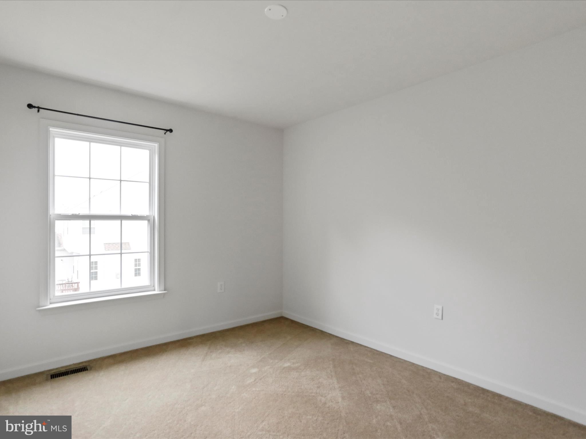 LAUREL RIDGE - Residential