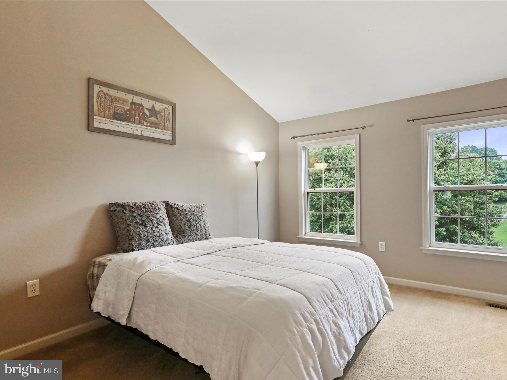 LAUREL RIDGE - Residential