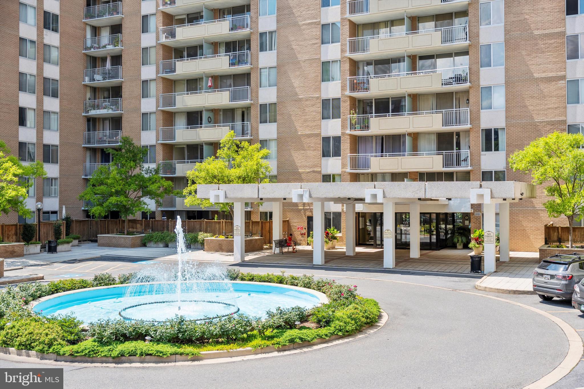 3001 VEAZEY TERRACE NW 710