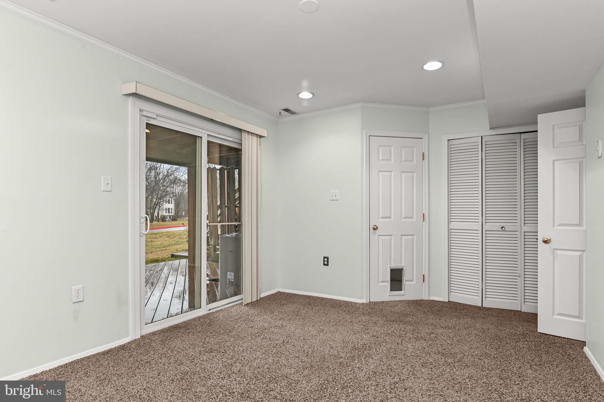 WOODLAND VILLAGE - Residential