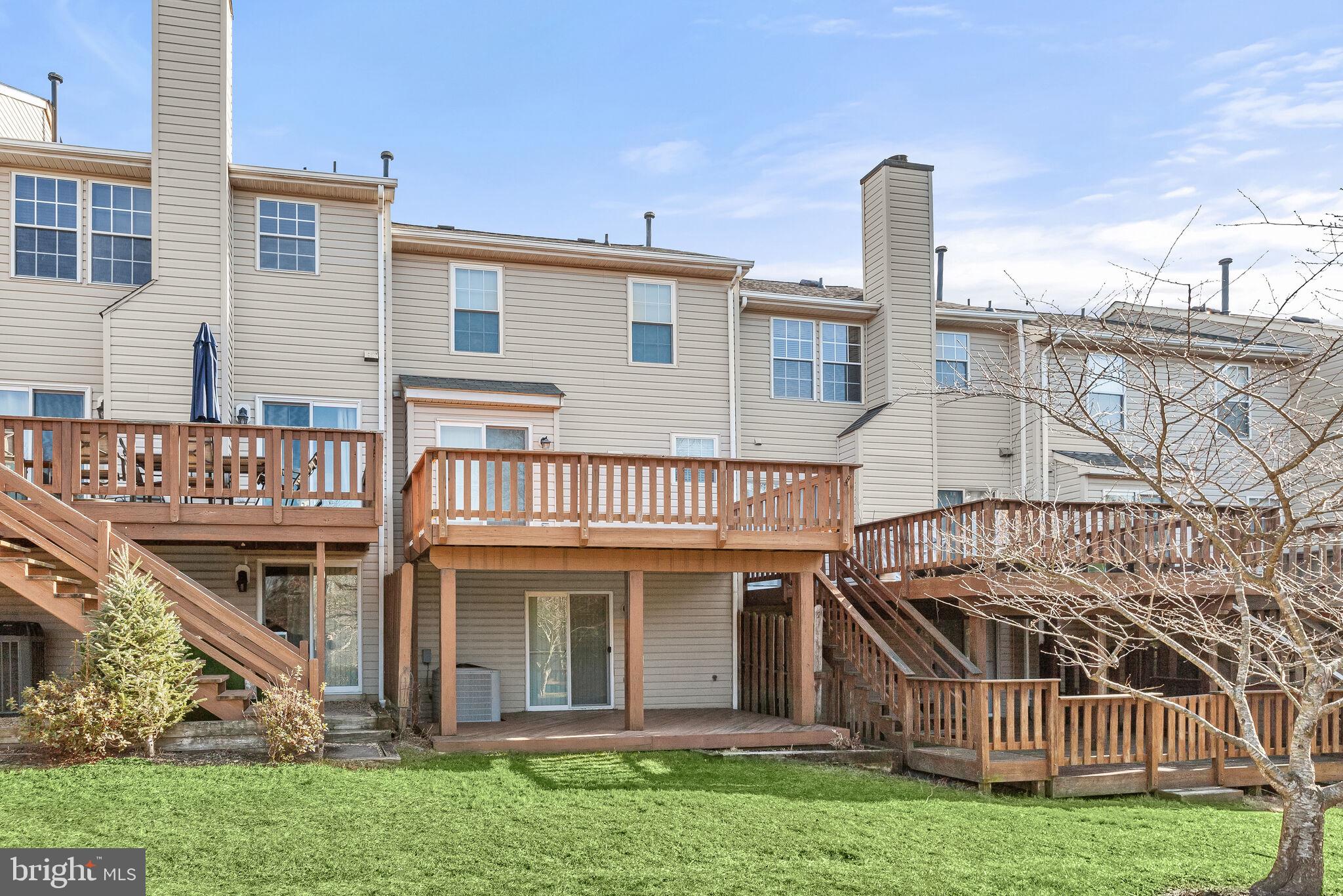 WOODLAND VILLAGE - Residential