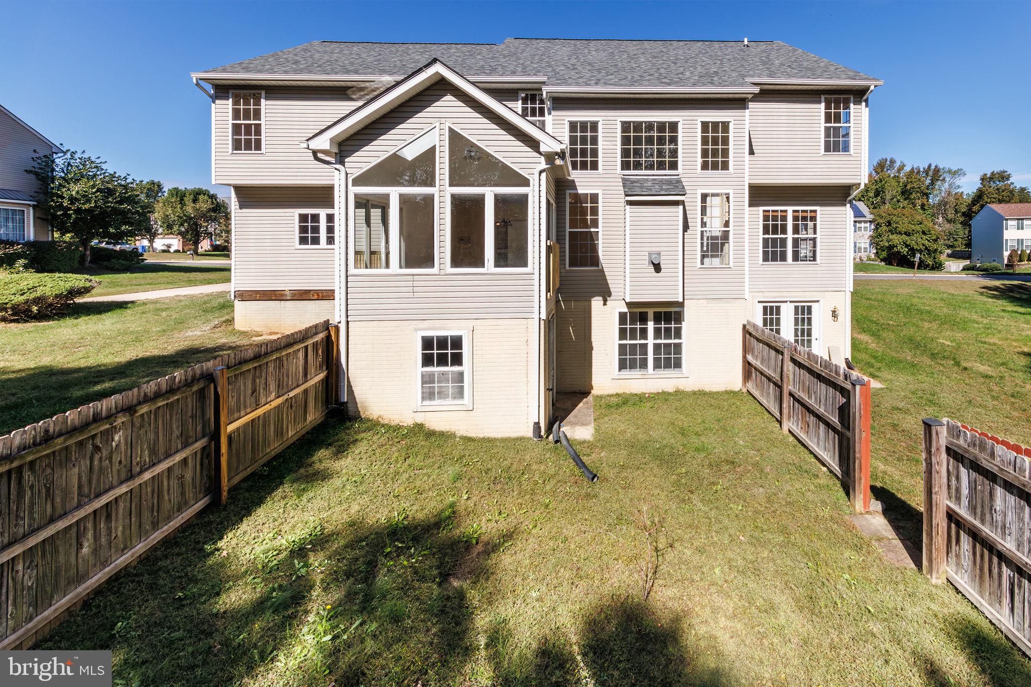 KINGS GRANT - Residential Lease