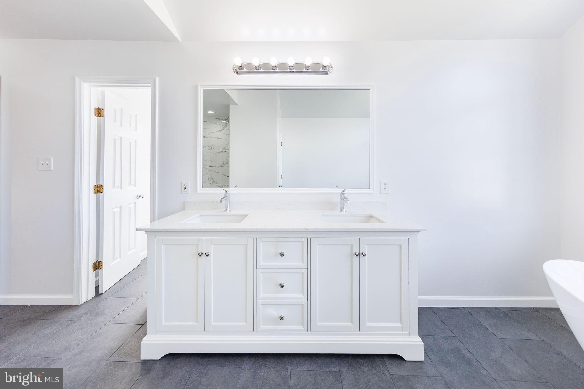 KINGS GRANT - Residential Lease