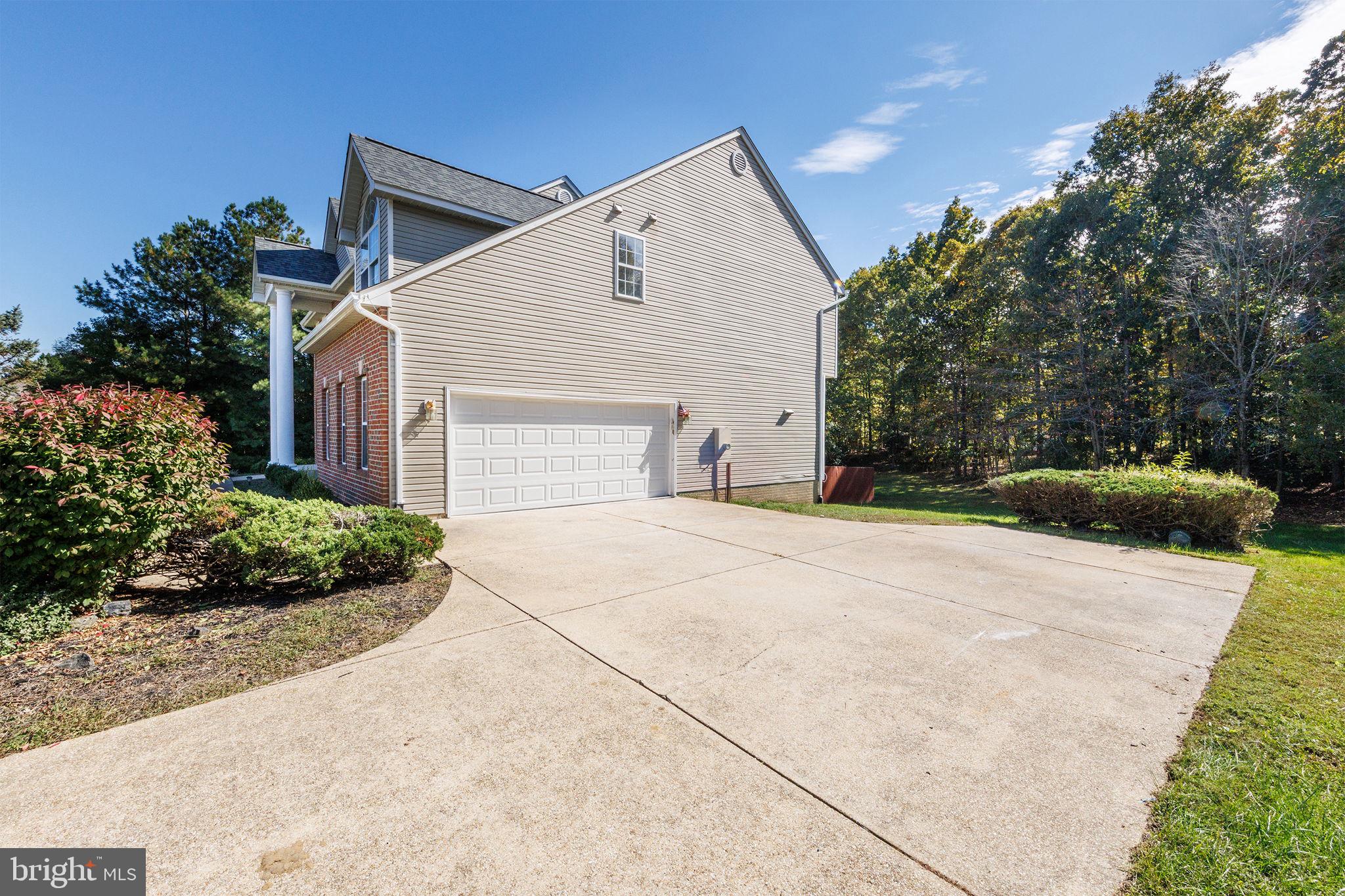 KINGS GRANT - Residential Lease