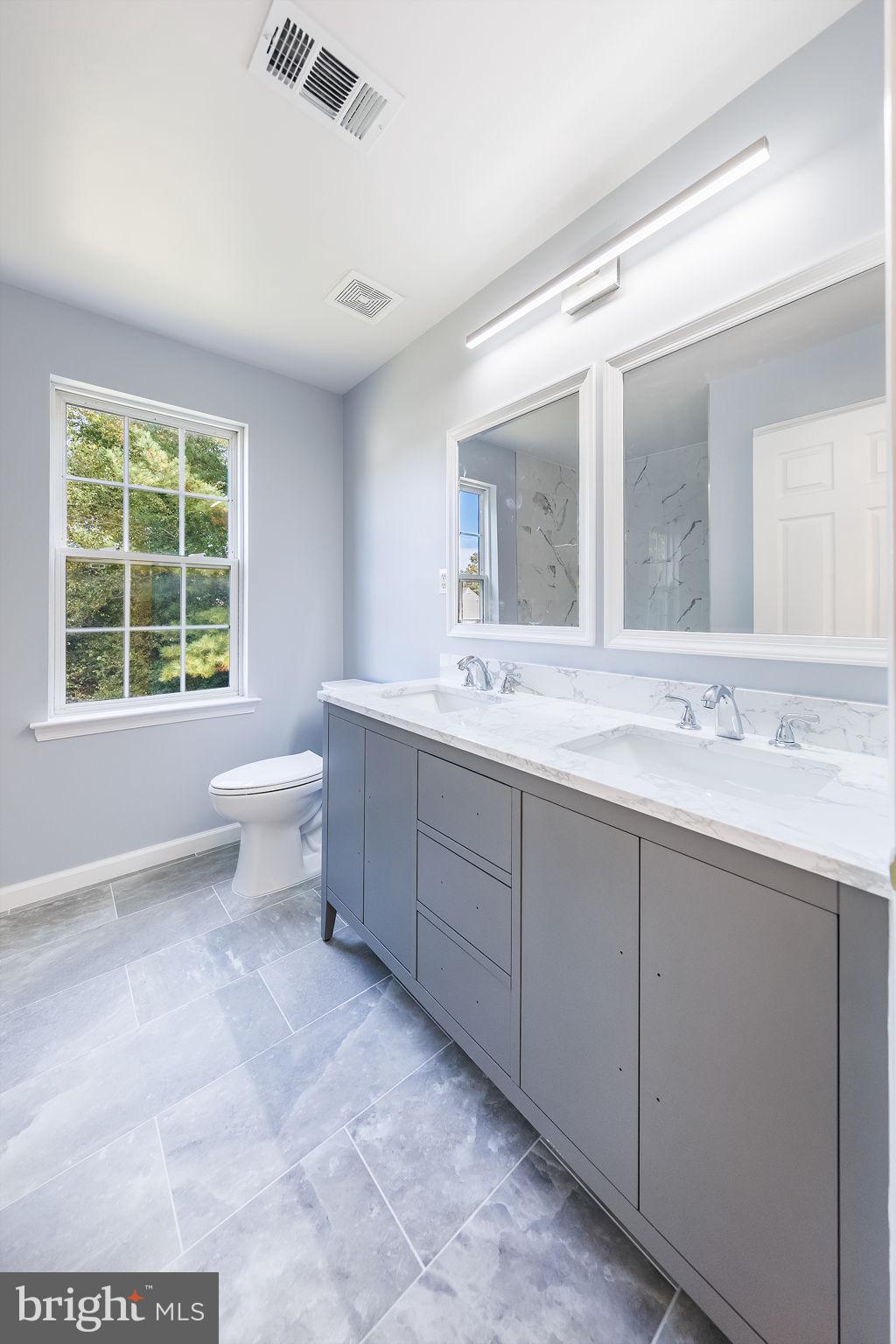 KINGS GRANT - Residential Lease