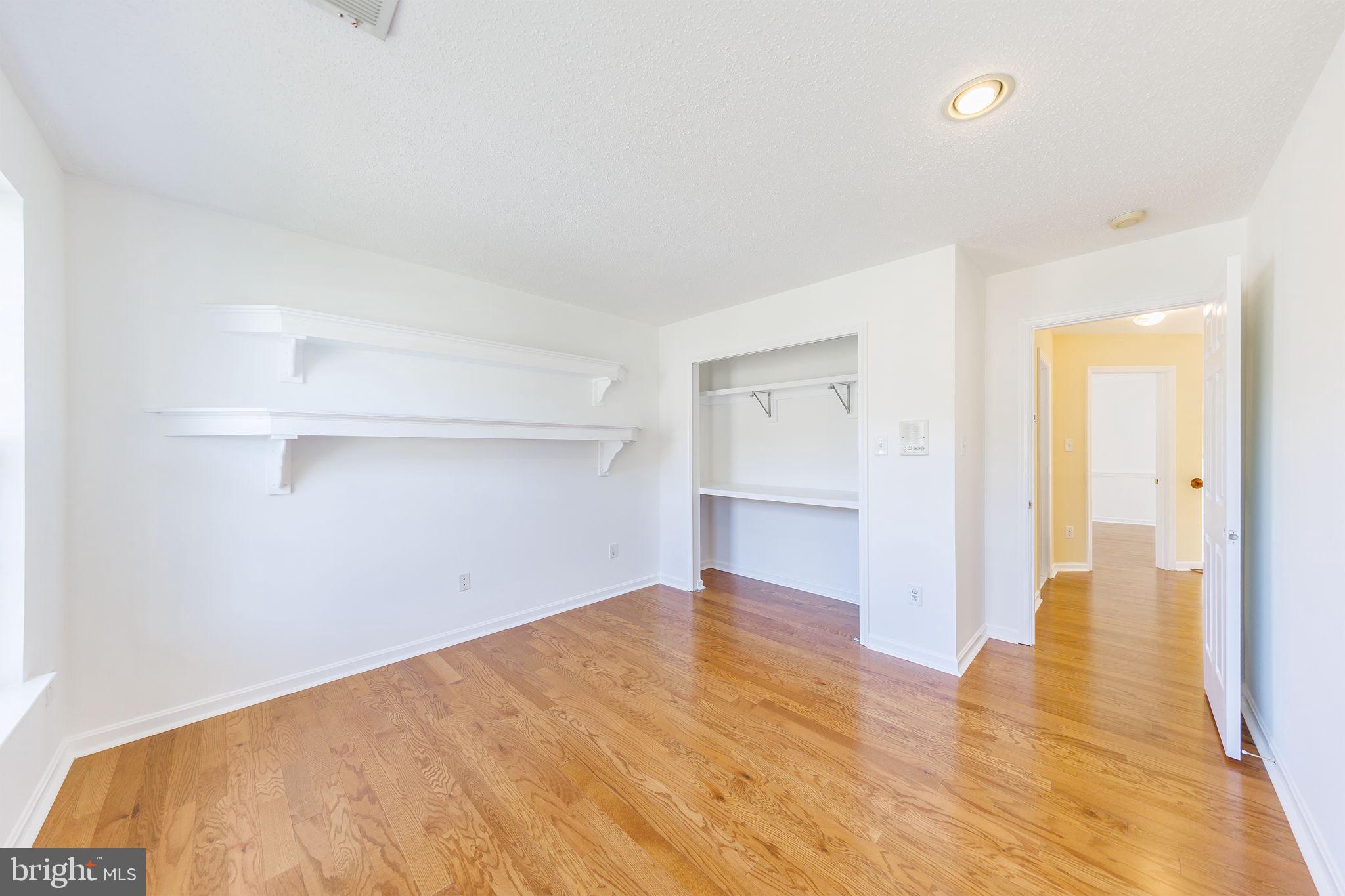 KINGS GRANT - Residential Lease