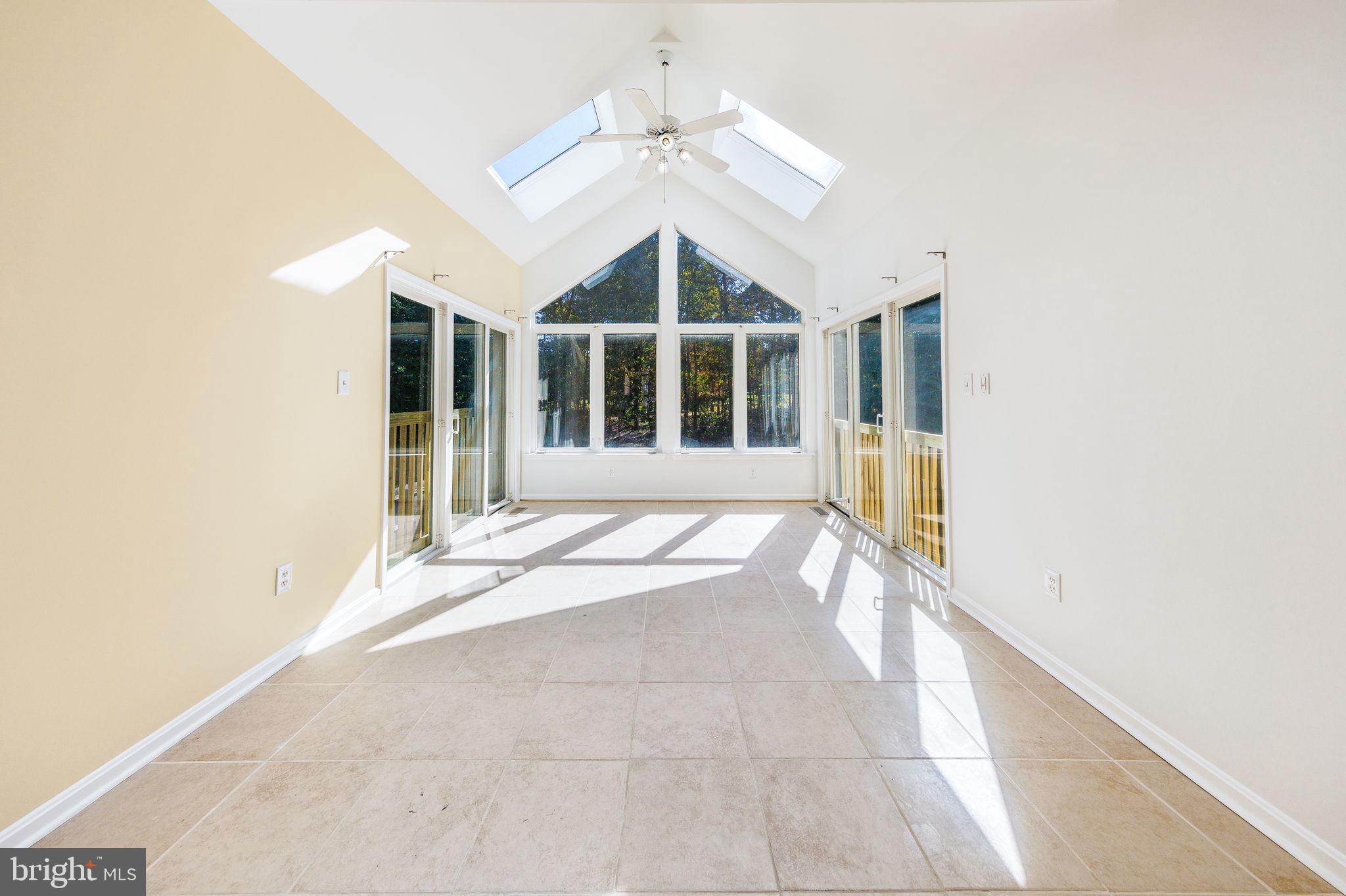 KINGS GRANT - Residential Lease