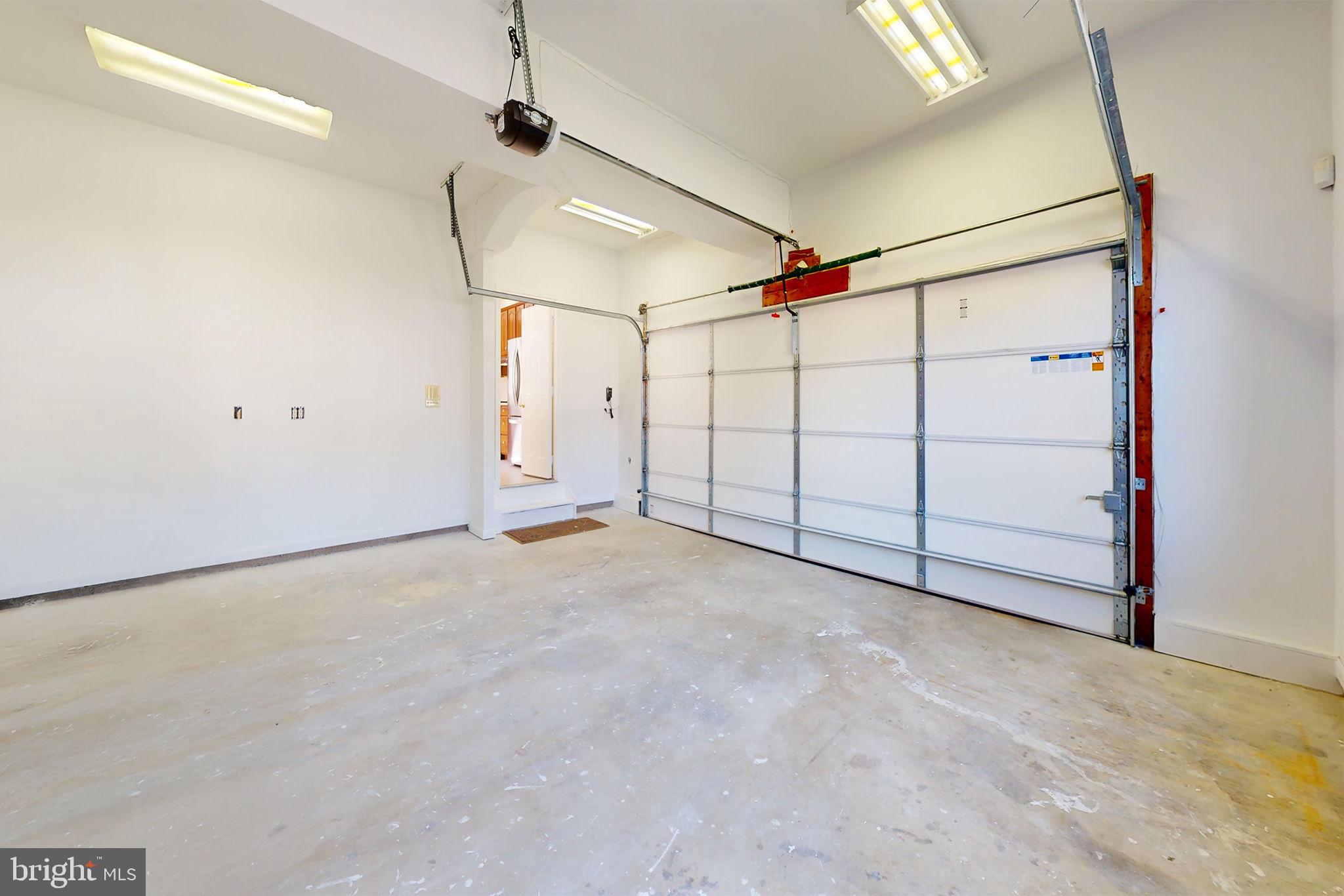 KINGS GRANT - Residential Lease