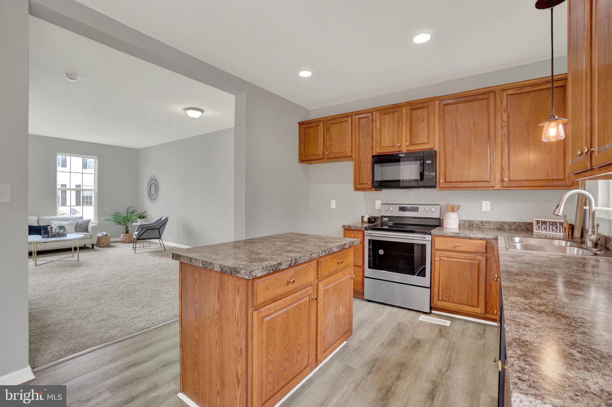 4129 STRAWBRIDGE COURT