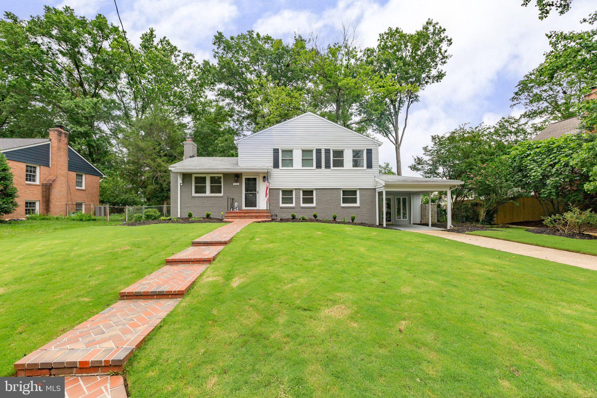 1114 CROTON DRIVE