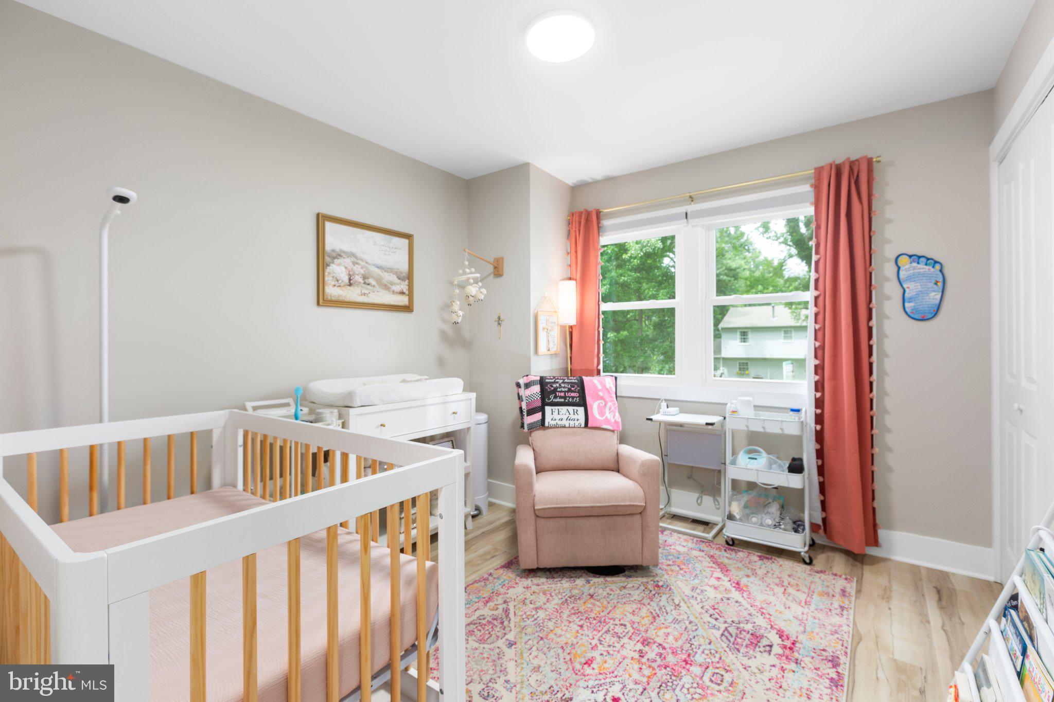 WAYNEWOOD - Residential