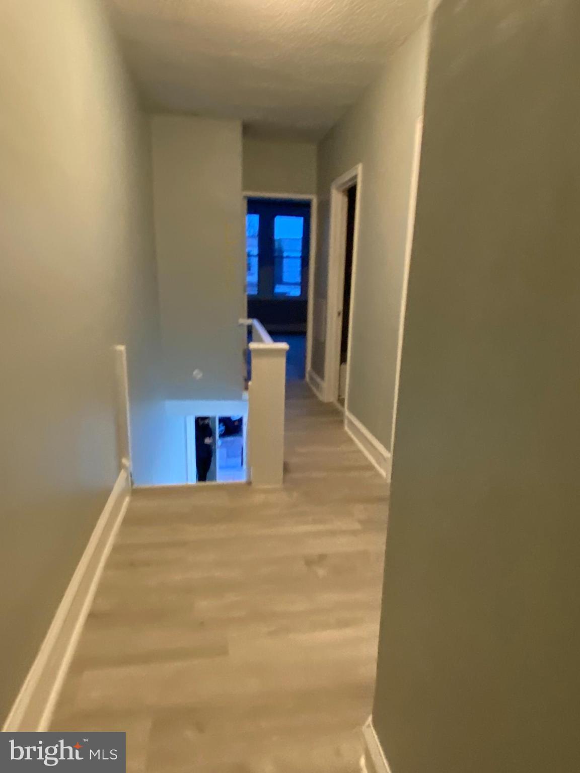 ELMWOOD PARK - Residential Lease