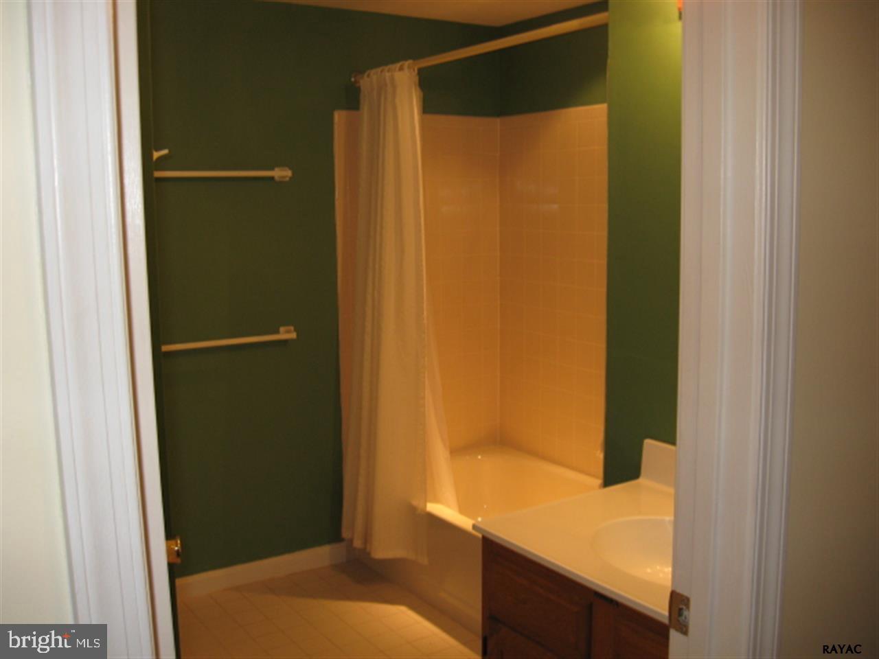 STONE RIDGE - Residential