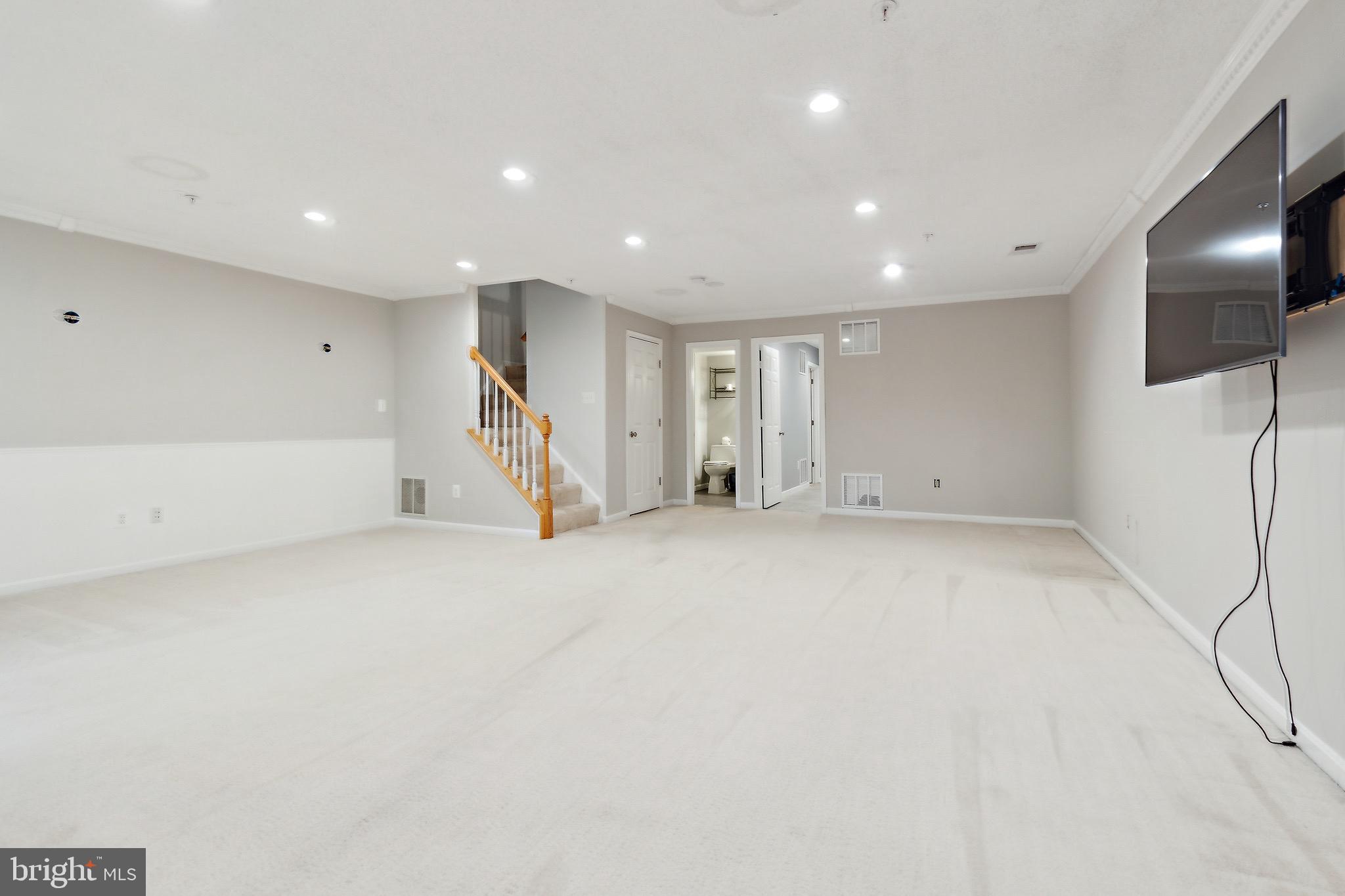 CHRISTIE ESTATES - Residential