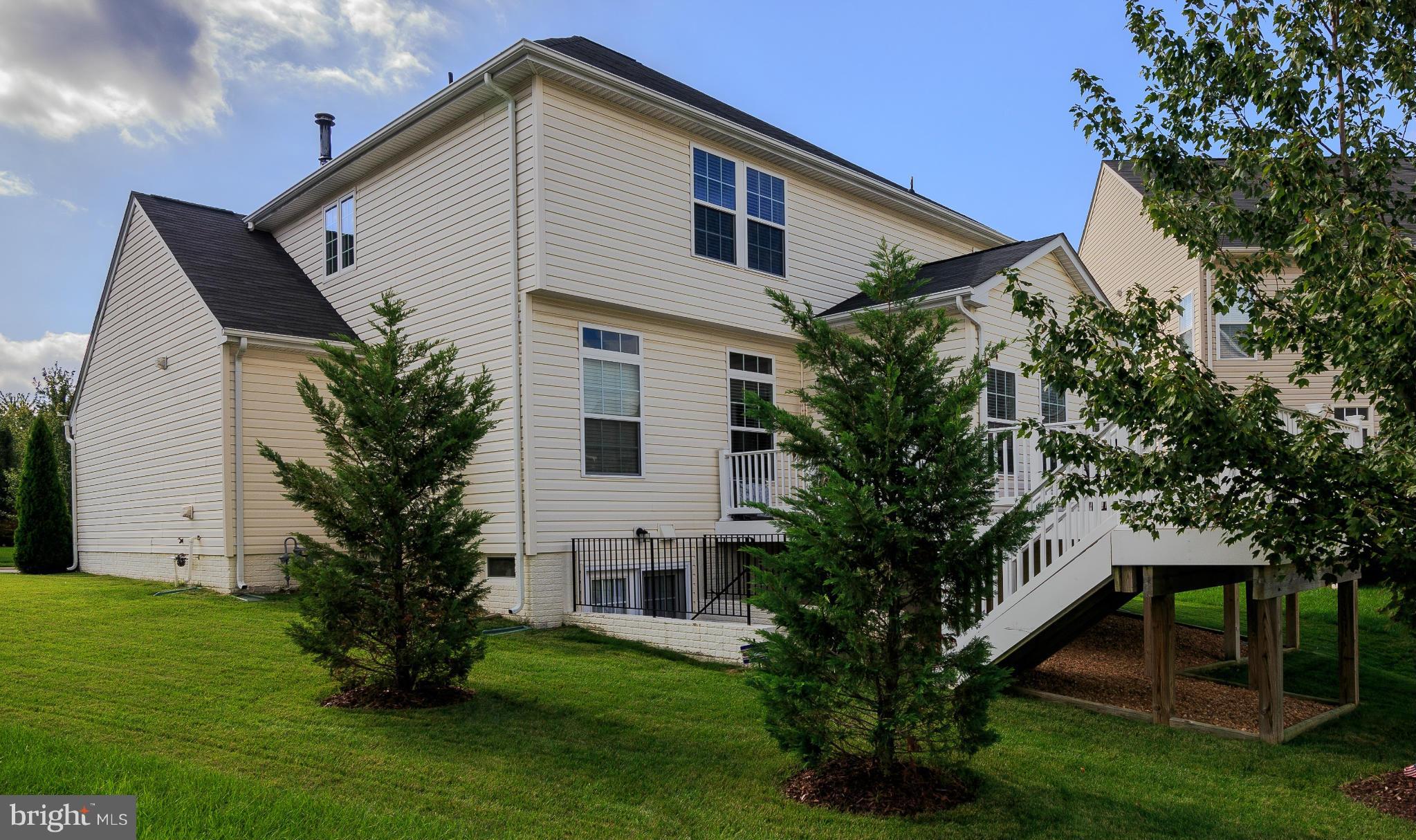 FRONTIER SPRING - Residential