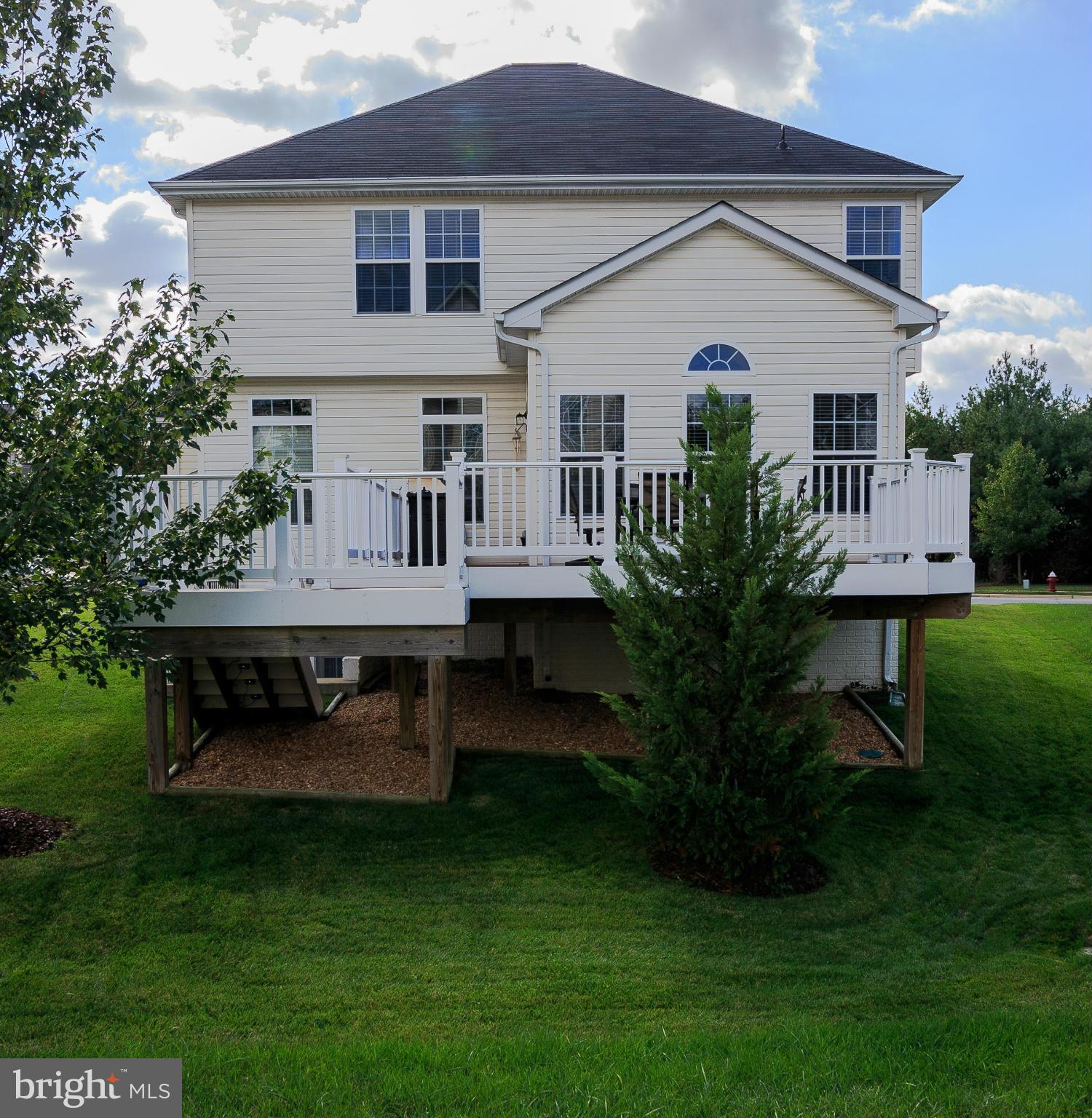 FRONTIER SPRING - Residential