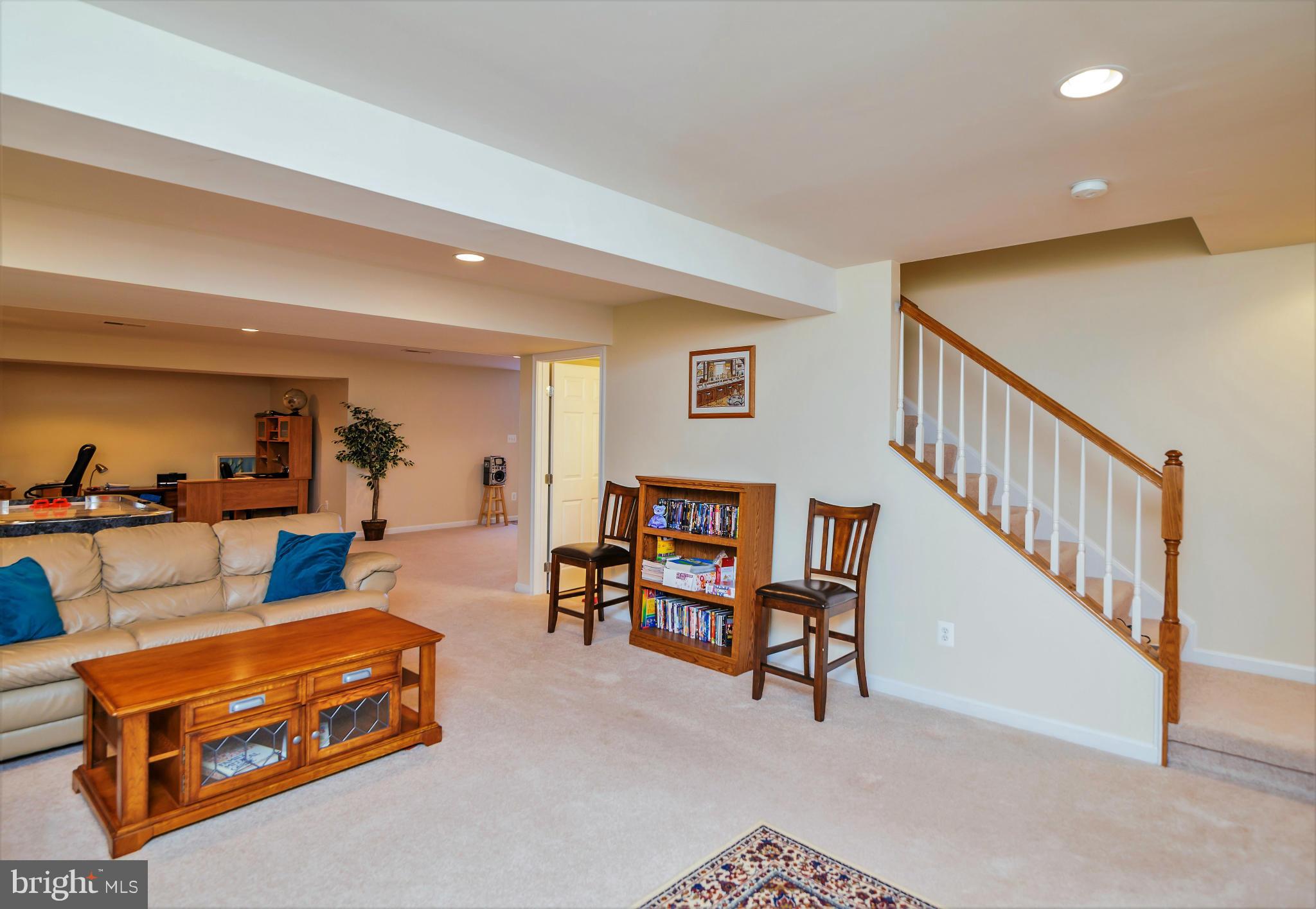 FRONTIER SPRING - Residential