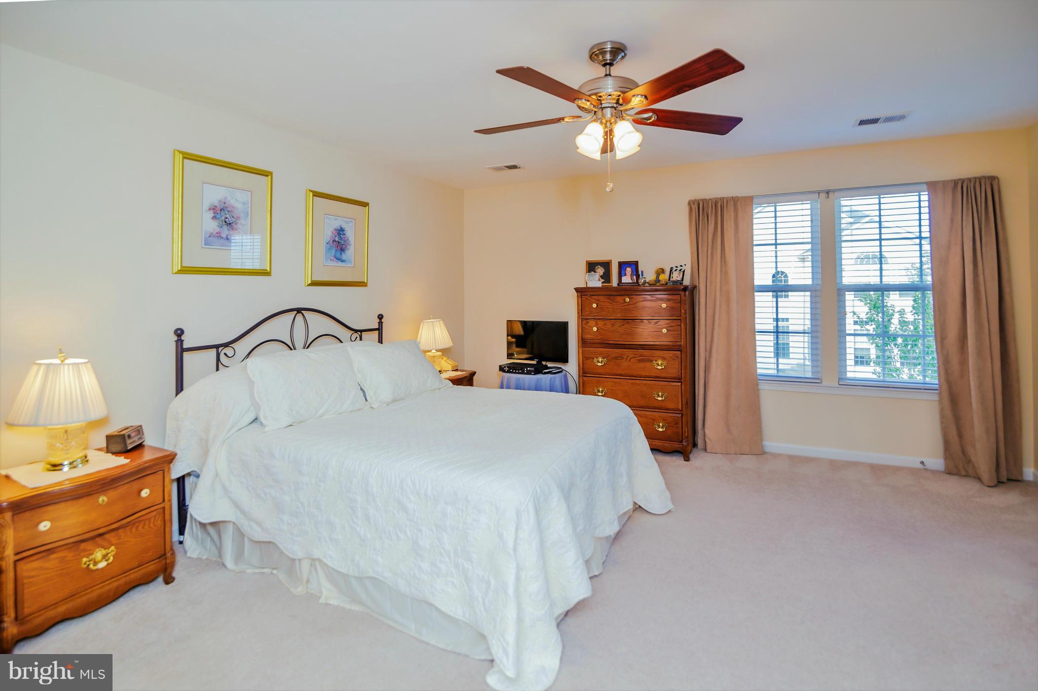 FRONTIER SPRING - Residential