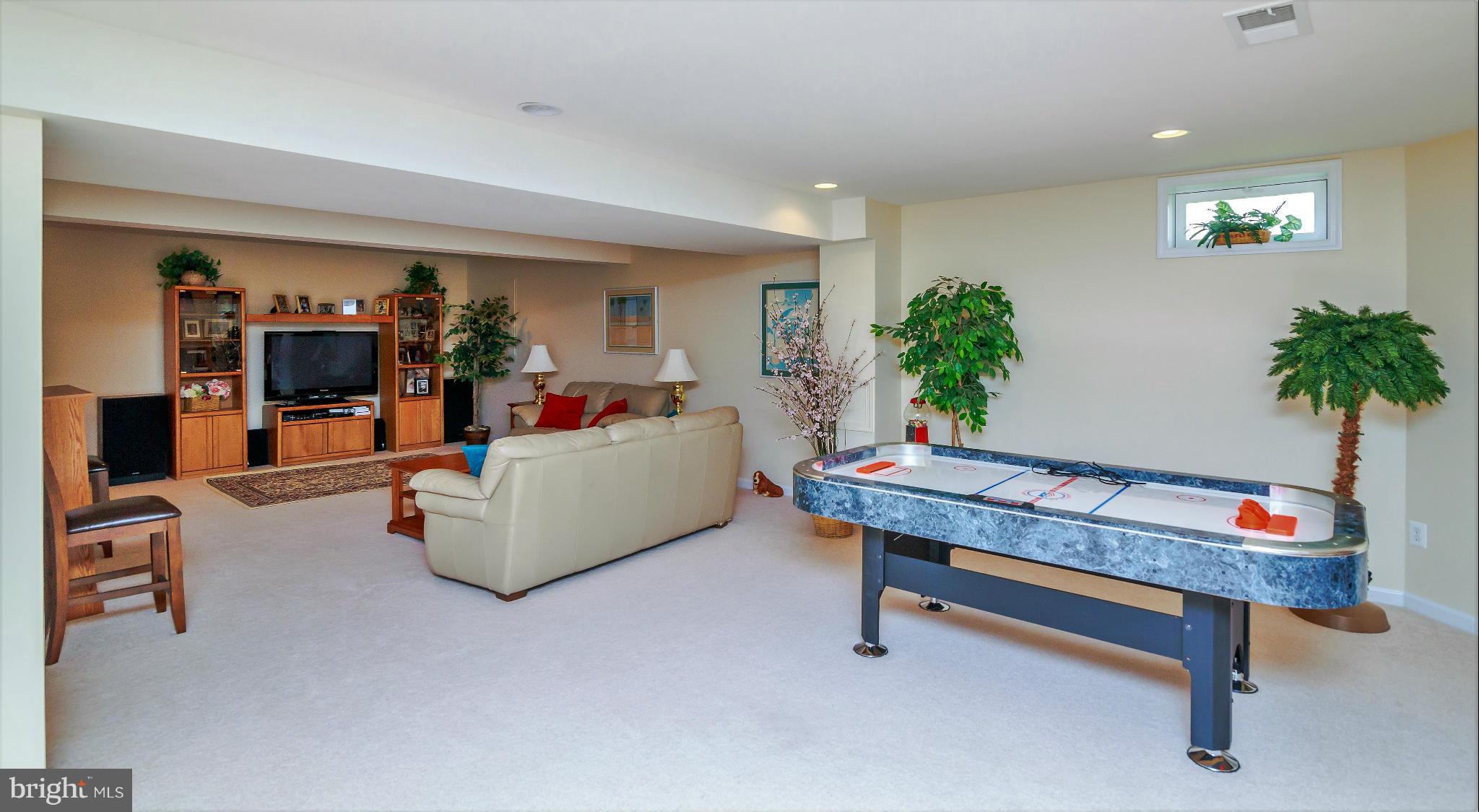 FRONTIER SPRING - Residential