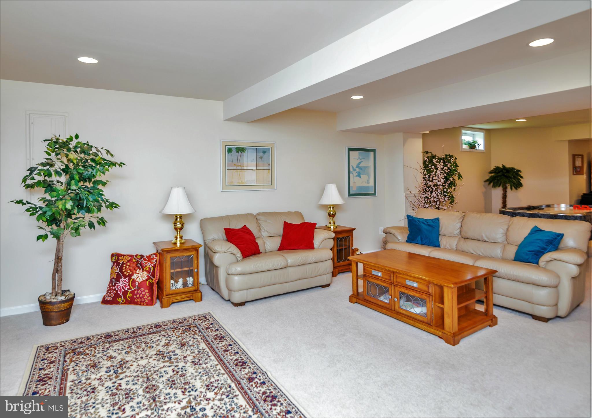 FRONTIER SPRING - Residential