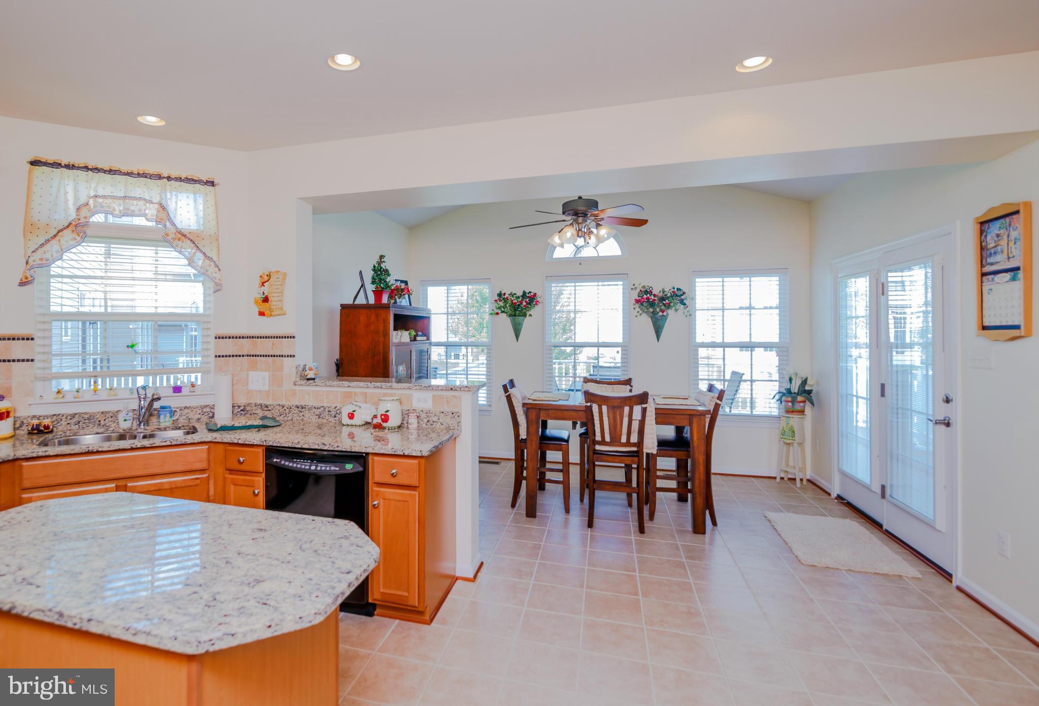 FRONTIER SPRING - Residential