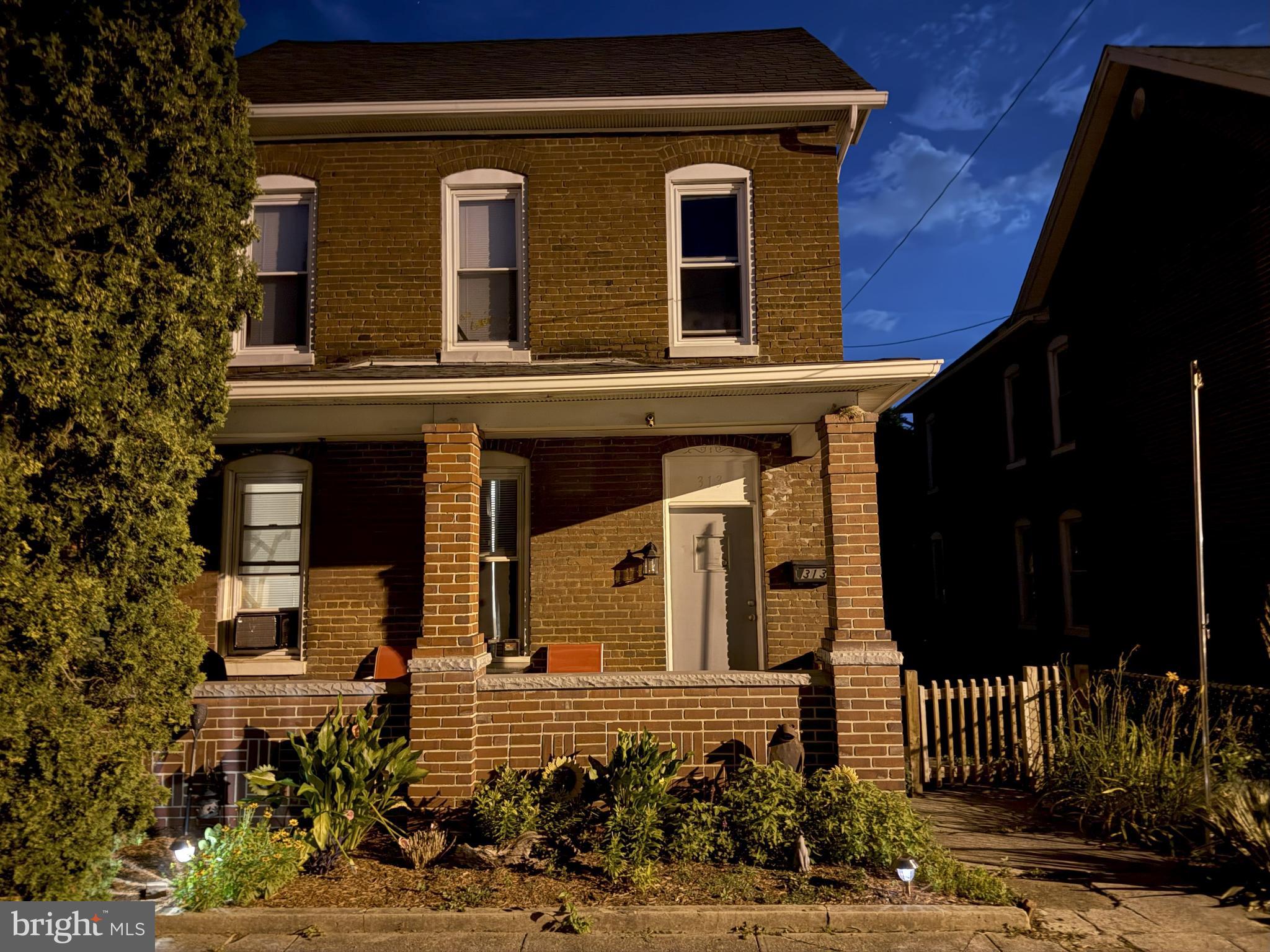 313 PULASKI STREET